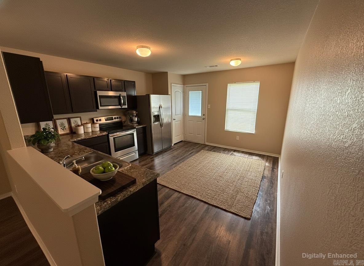 202 Westwood Drive Property Photo 4