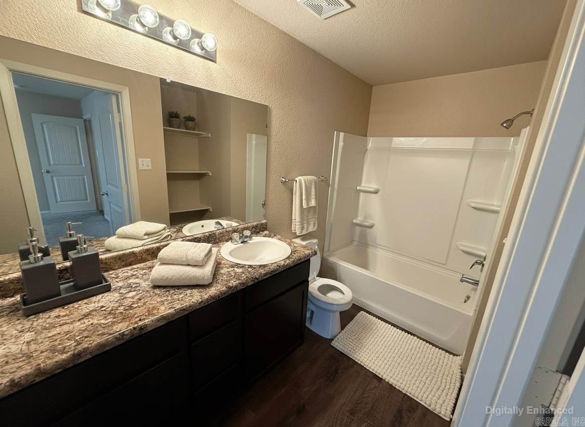 202 Westwood Drive Property Photo 7