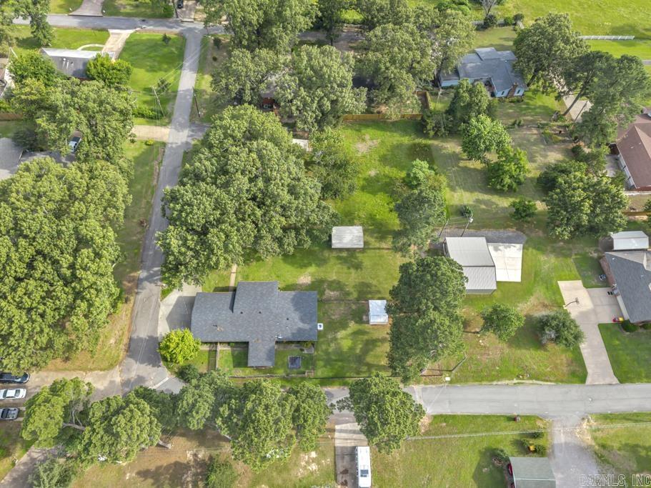 1 Huett Drive Property Photo 5