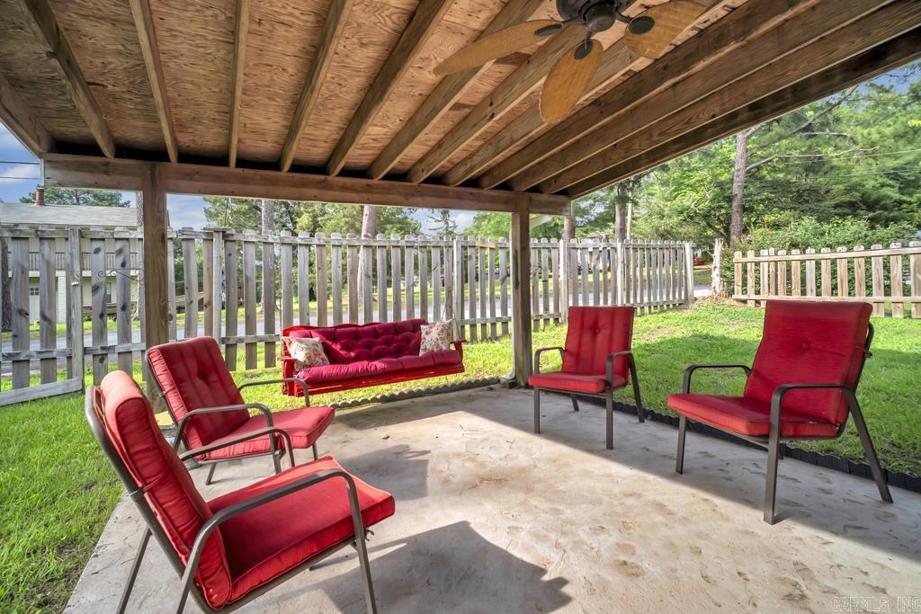 1 Huett Drive Property Photo 33