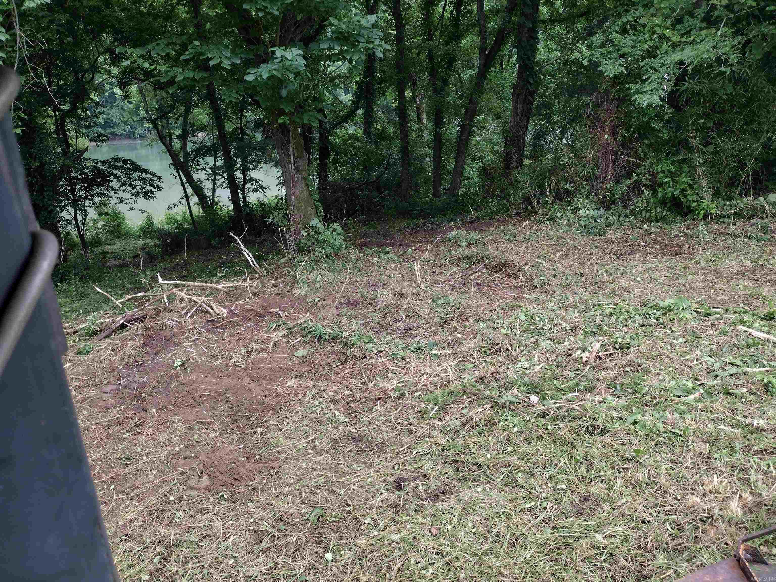 890 S River View Ln Property Photo 5