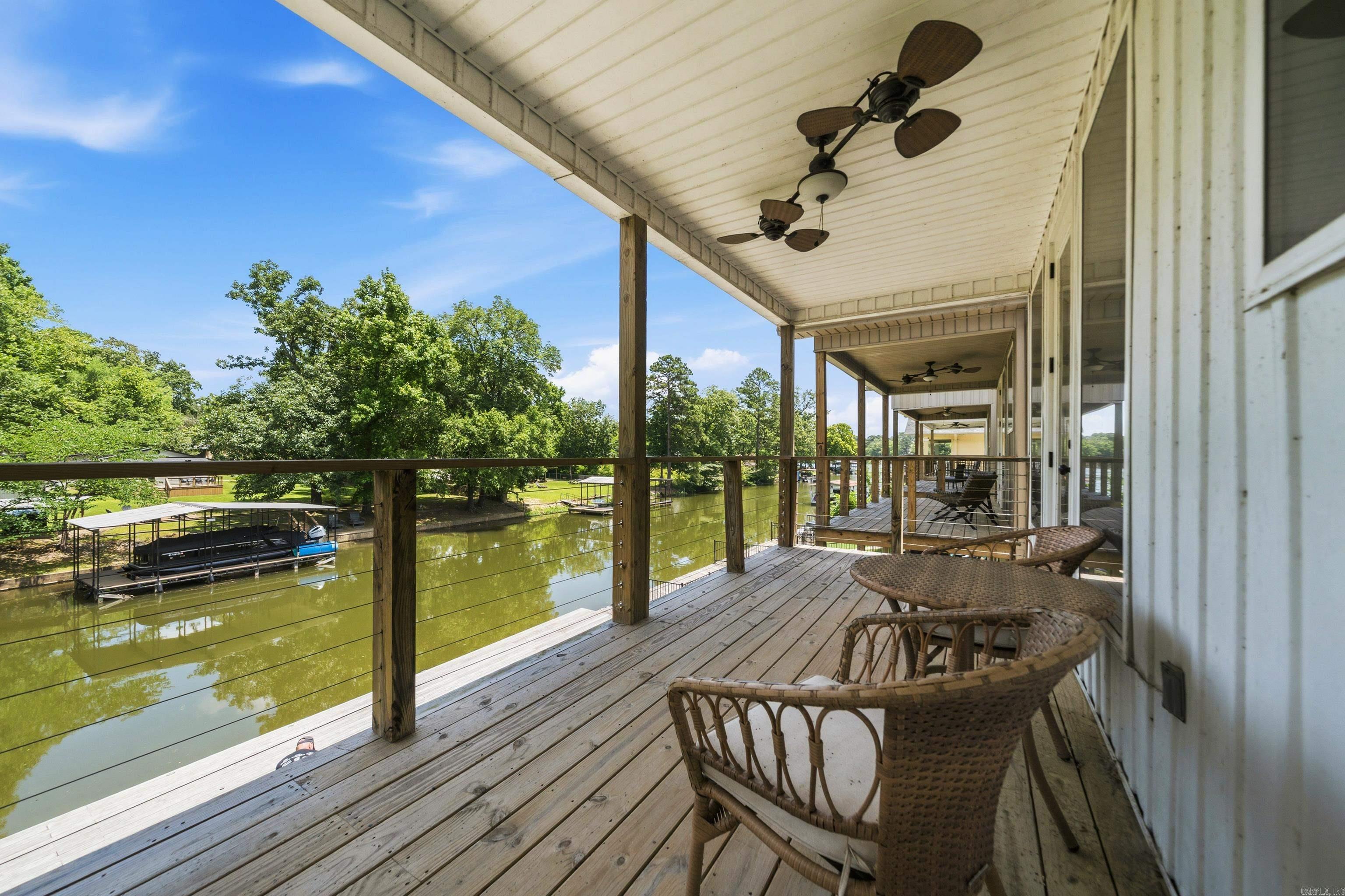 219 Long Beach Drive Property Photo 10