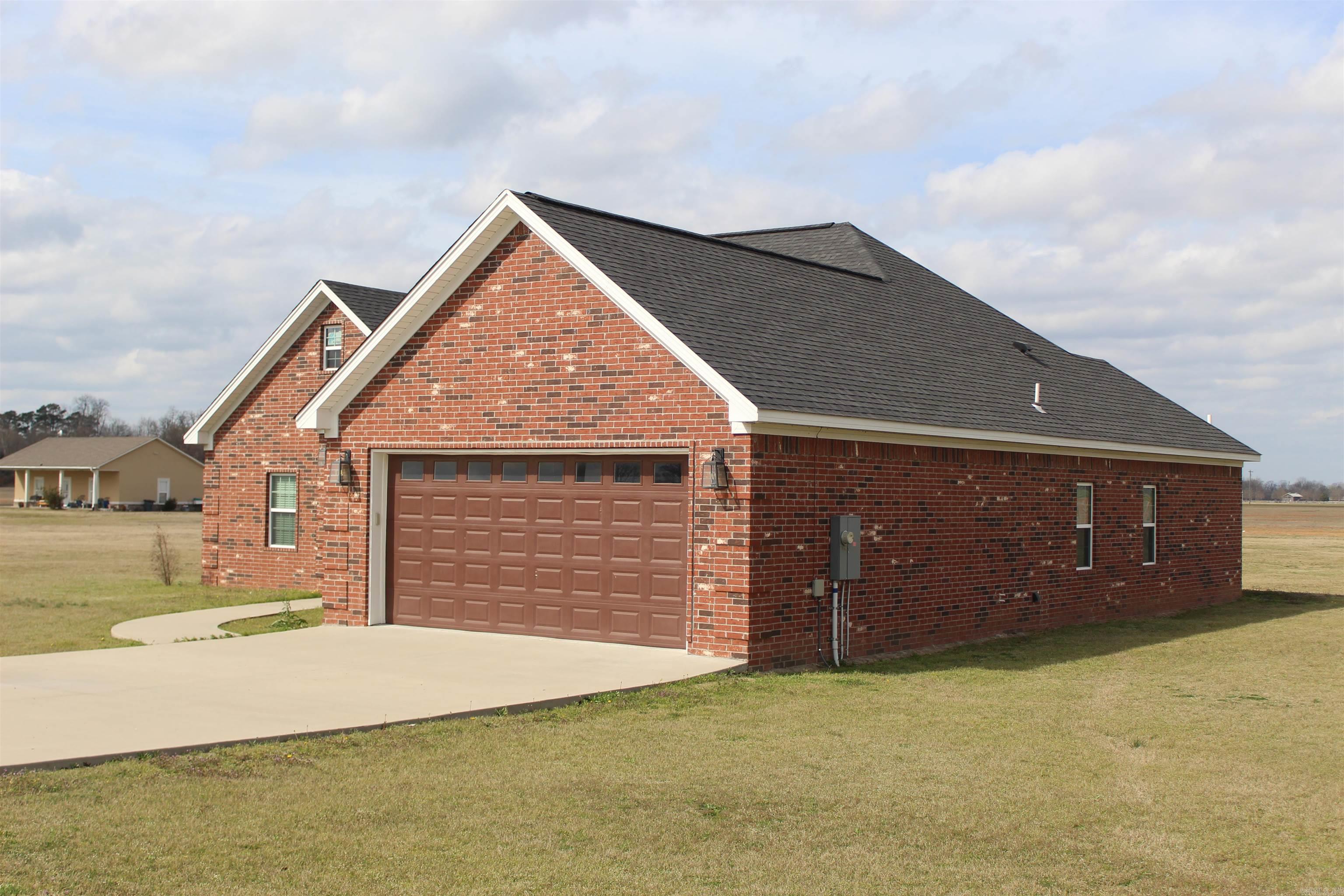 3188 Toltec Mounds Road Property Photo 5