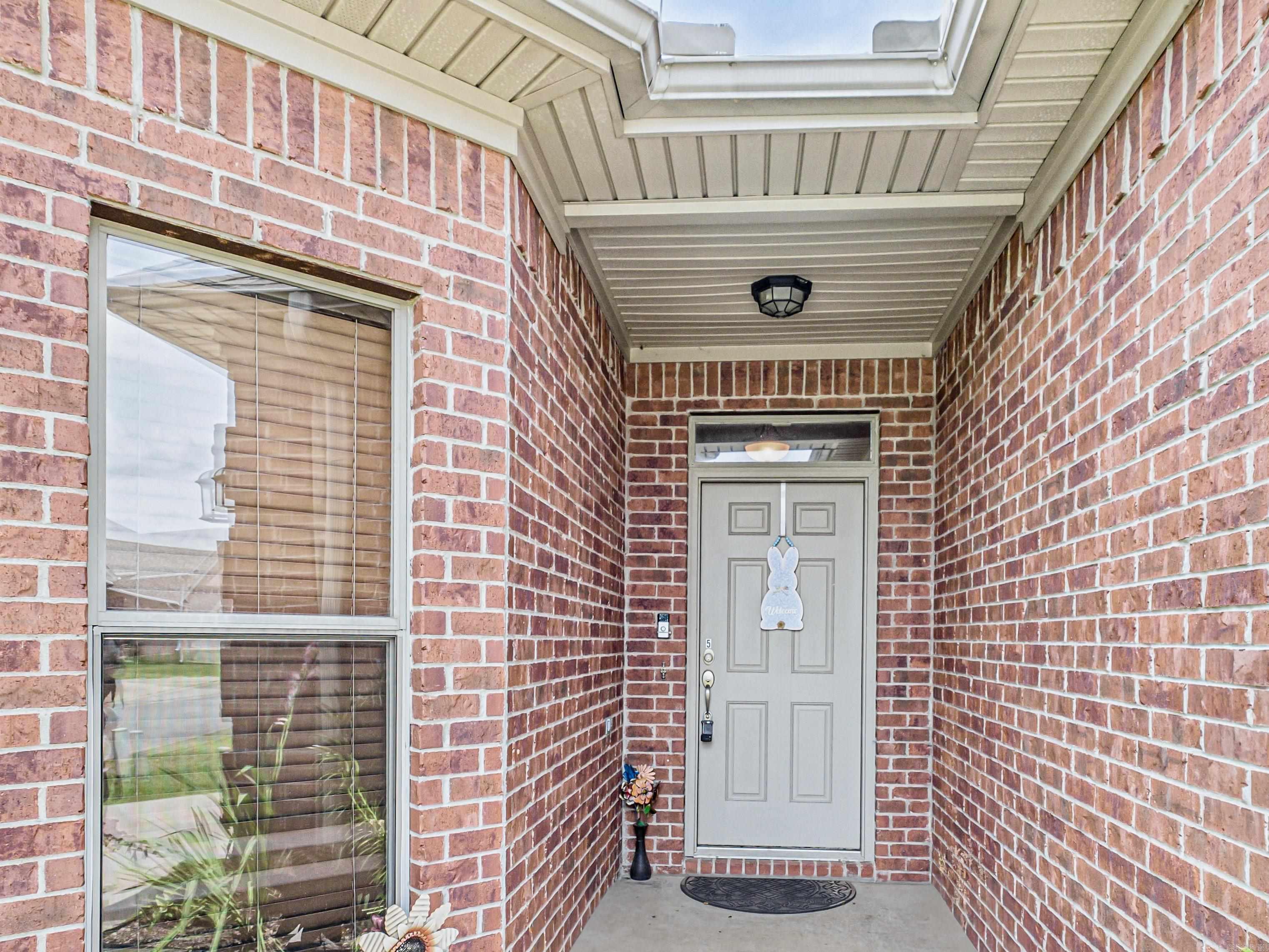 5 Village Way Property Photo 4