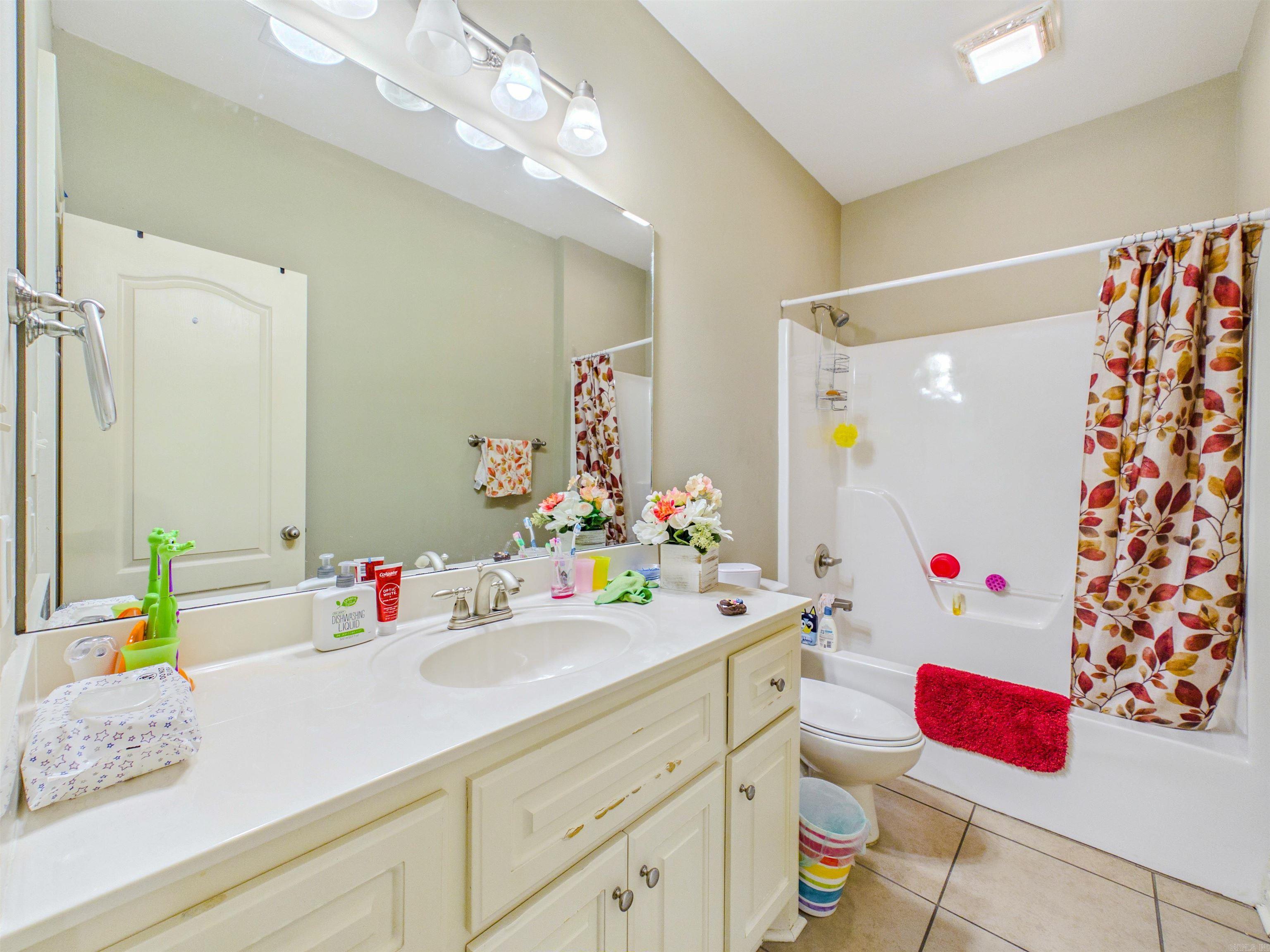5 Village Way Property Photo 26
