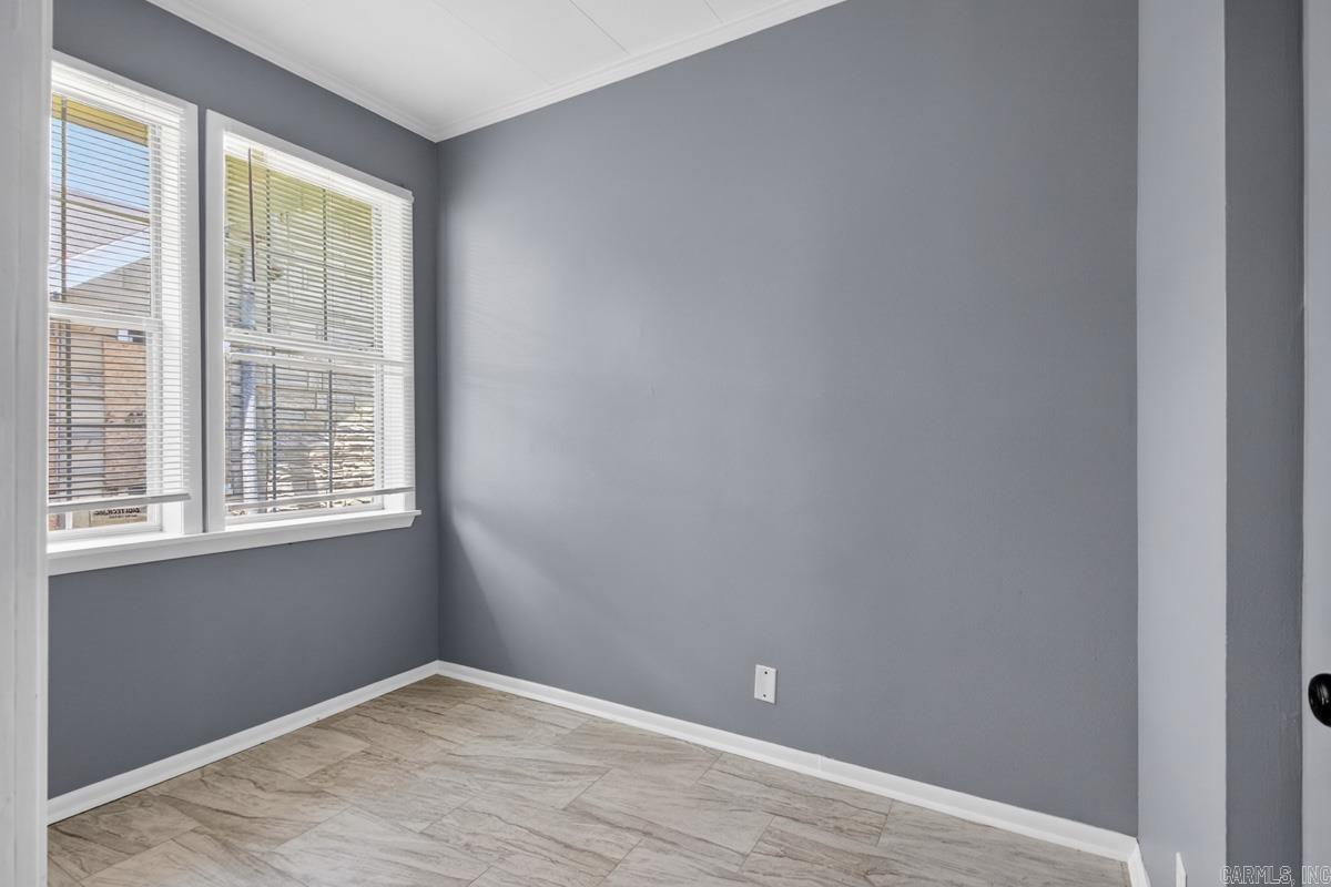 1024 E 16th Street Property Photo 13