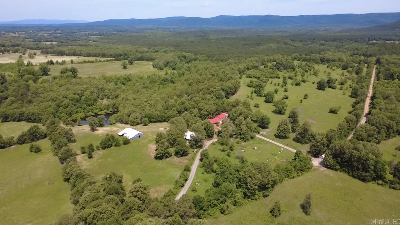 505 Stoney Point Property Photo 6