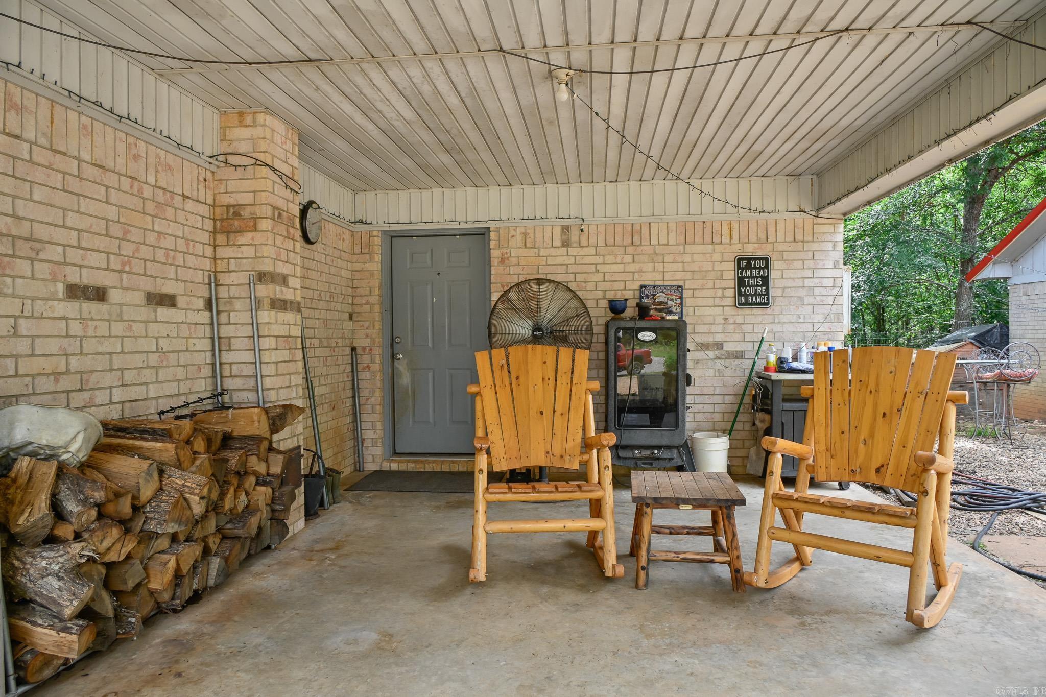 505 Stoney Point Property Photo 10