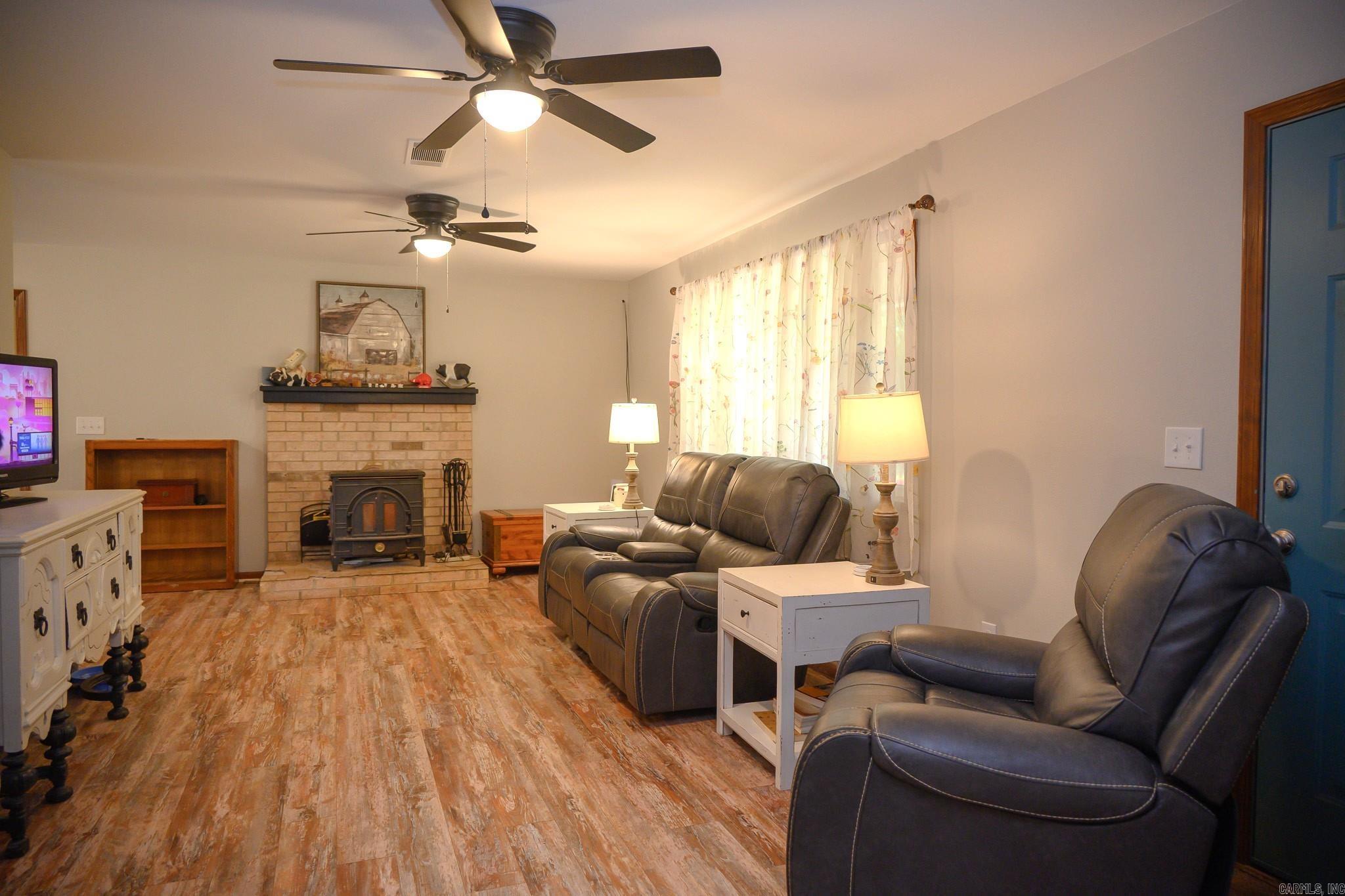 505 Stoney Point Property Photo 11