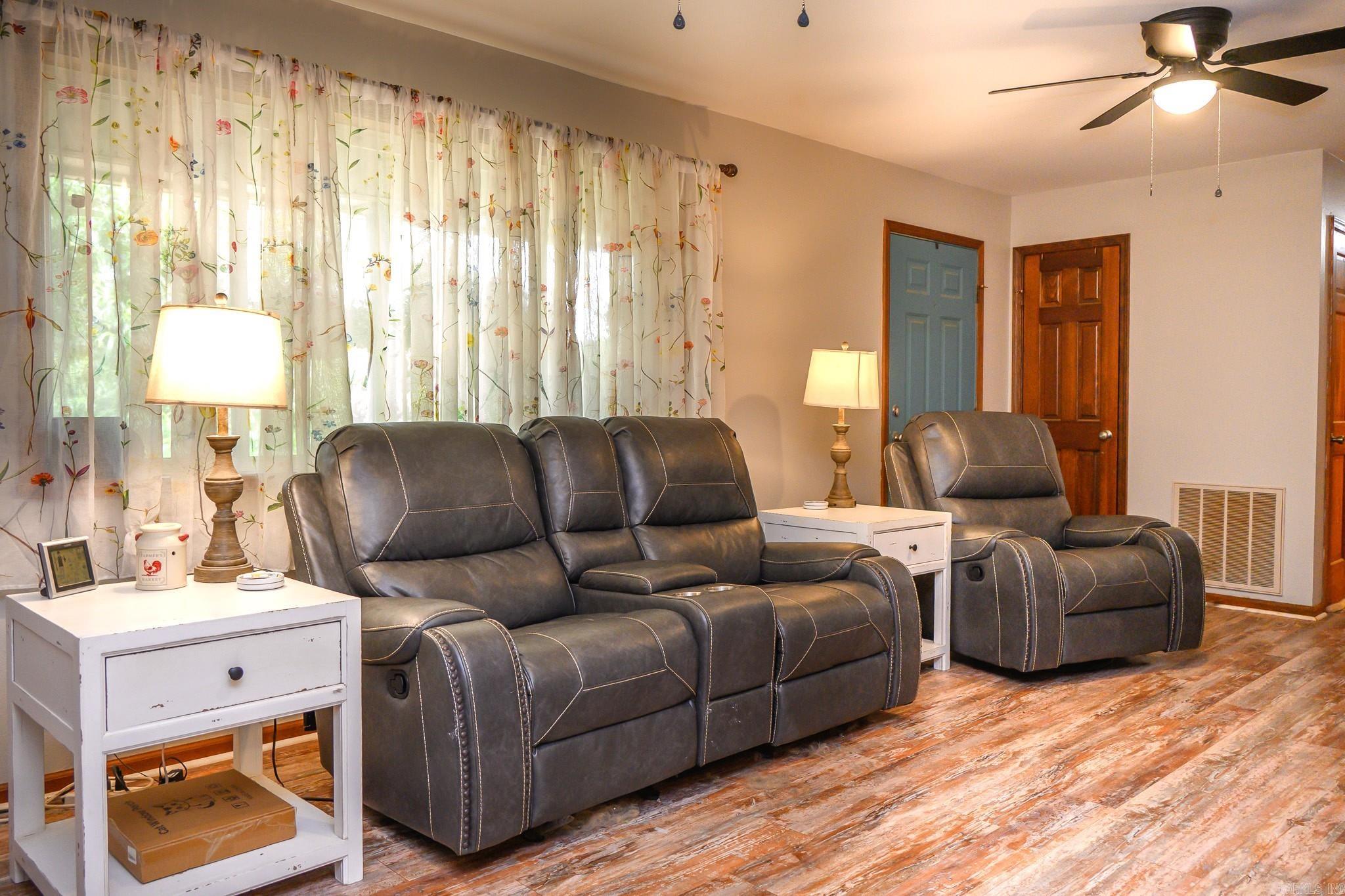 505 Stoney Point Property Photo 12