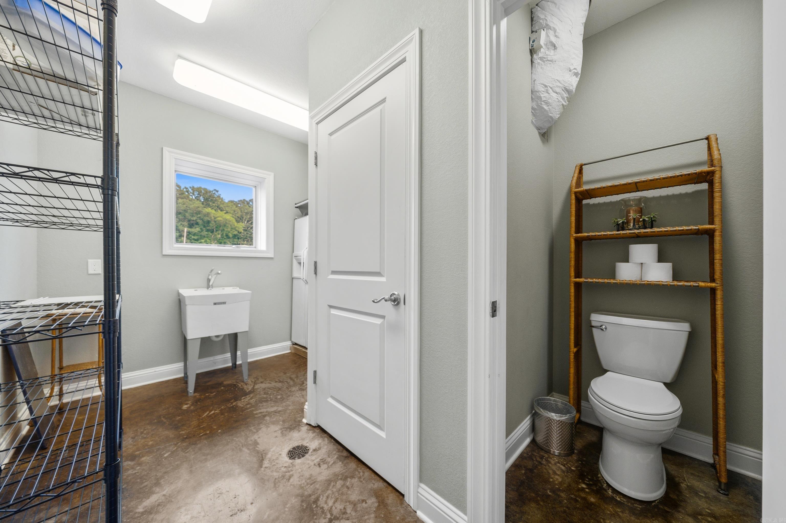 227 Long Island Drive Property Photo 29