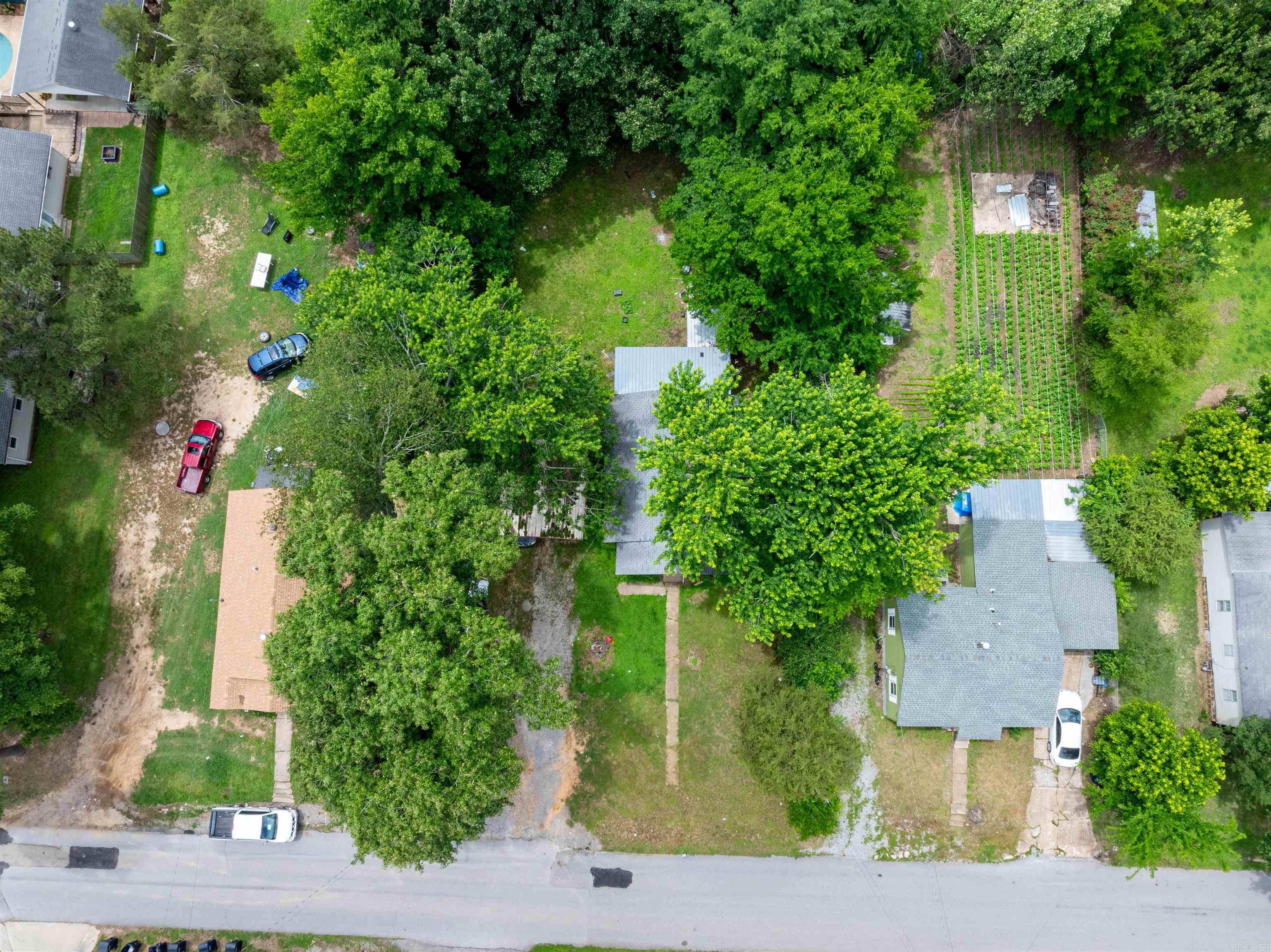 1443 N Heights Avenue Property Photo 9