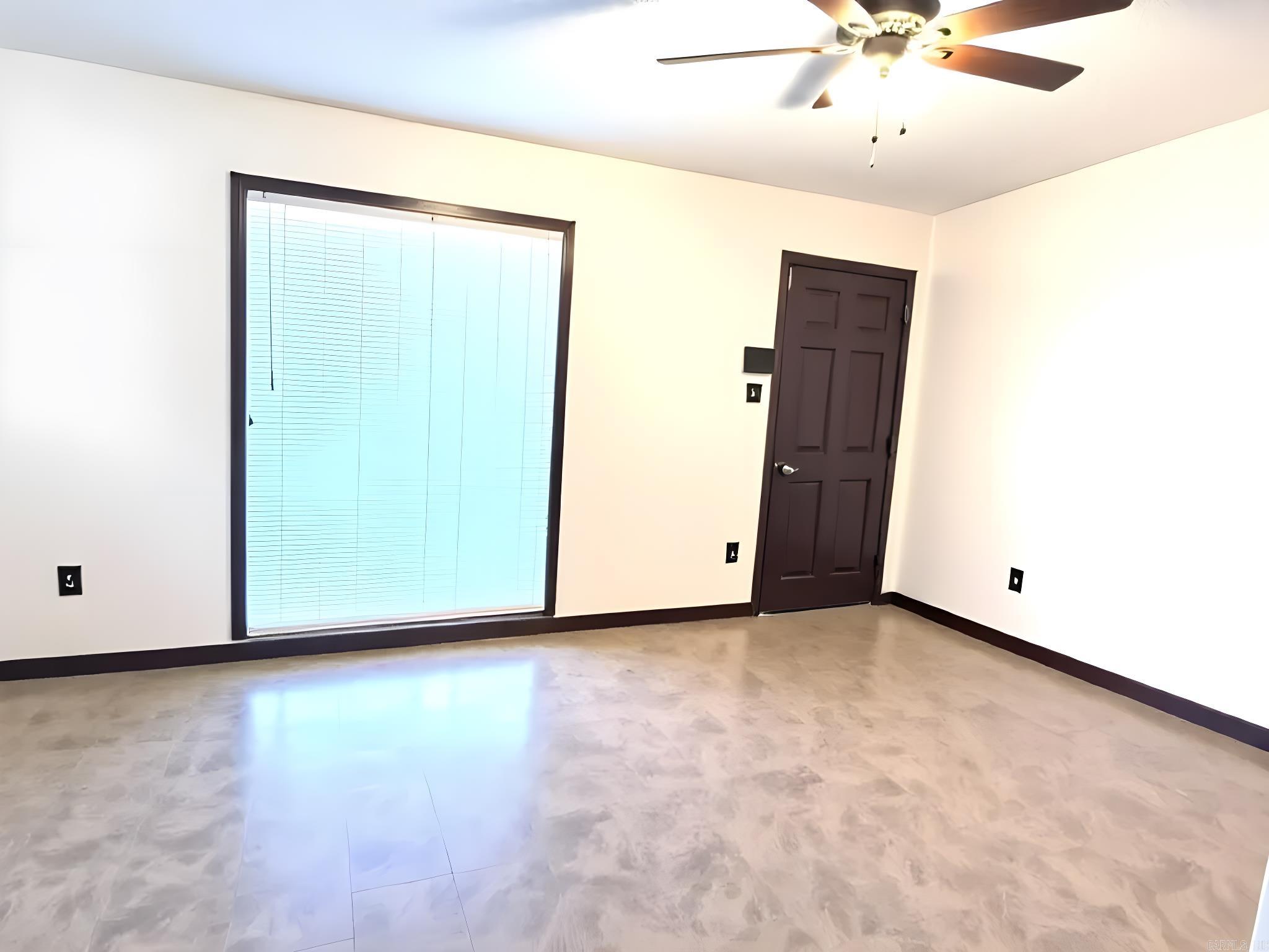 6609 W Wakefield Property Photo 3
