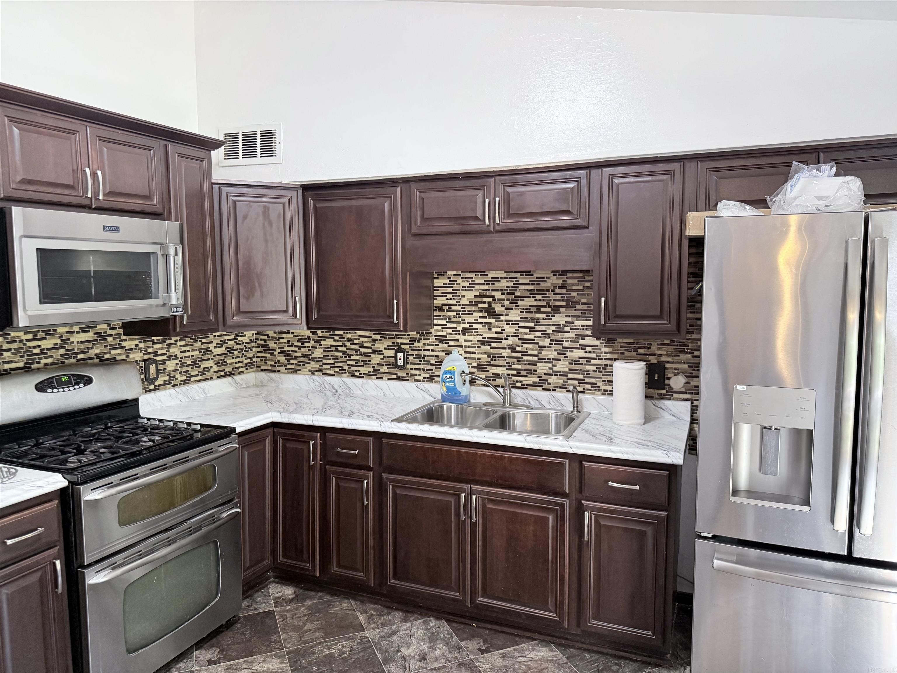 6609 W Wakefield Property Photo 10