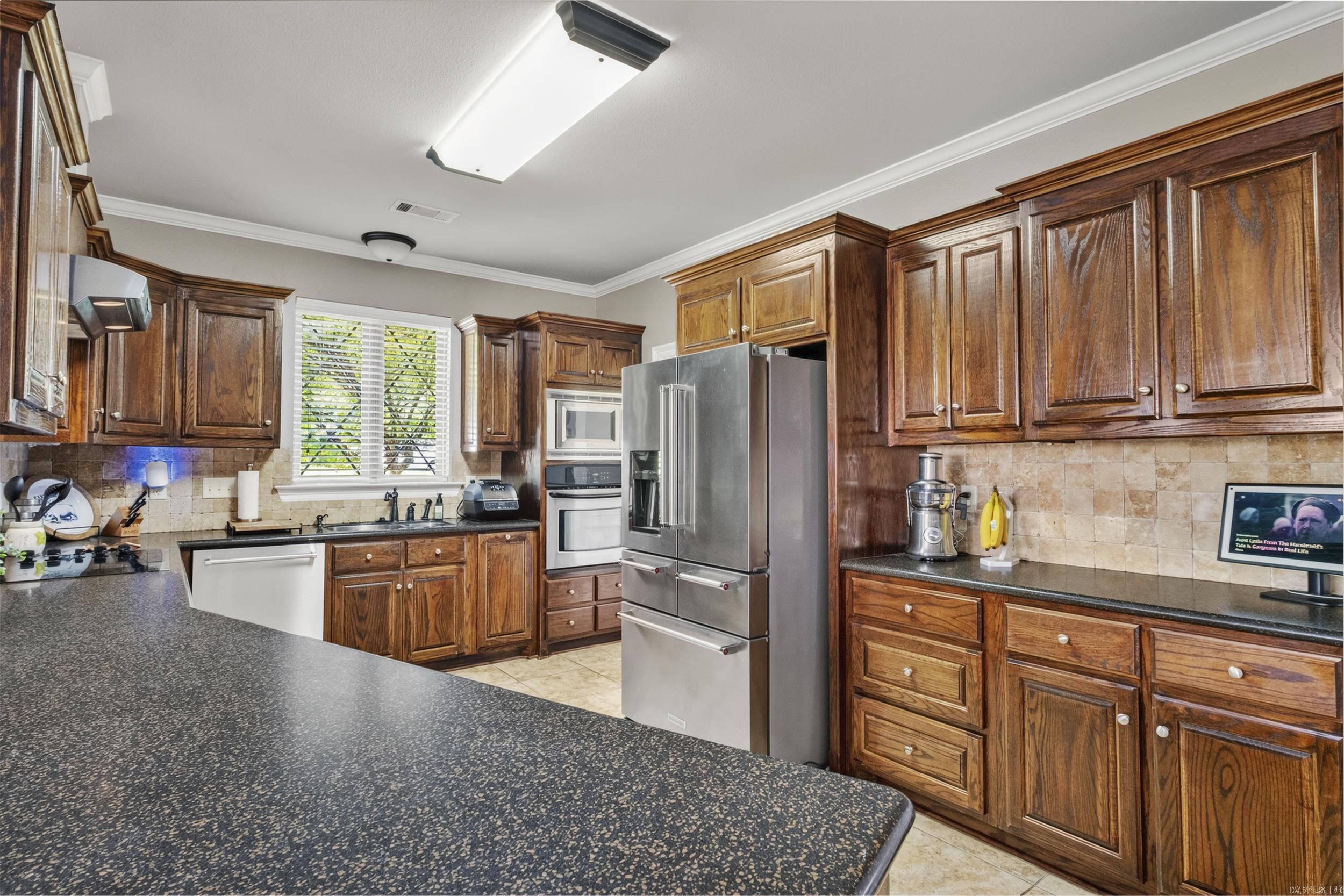 401 Greystone Boulevard Property Photo 13