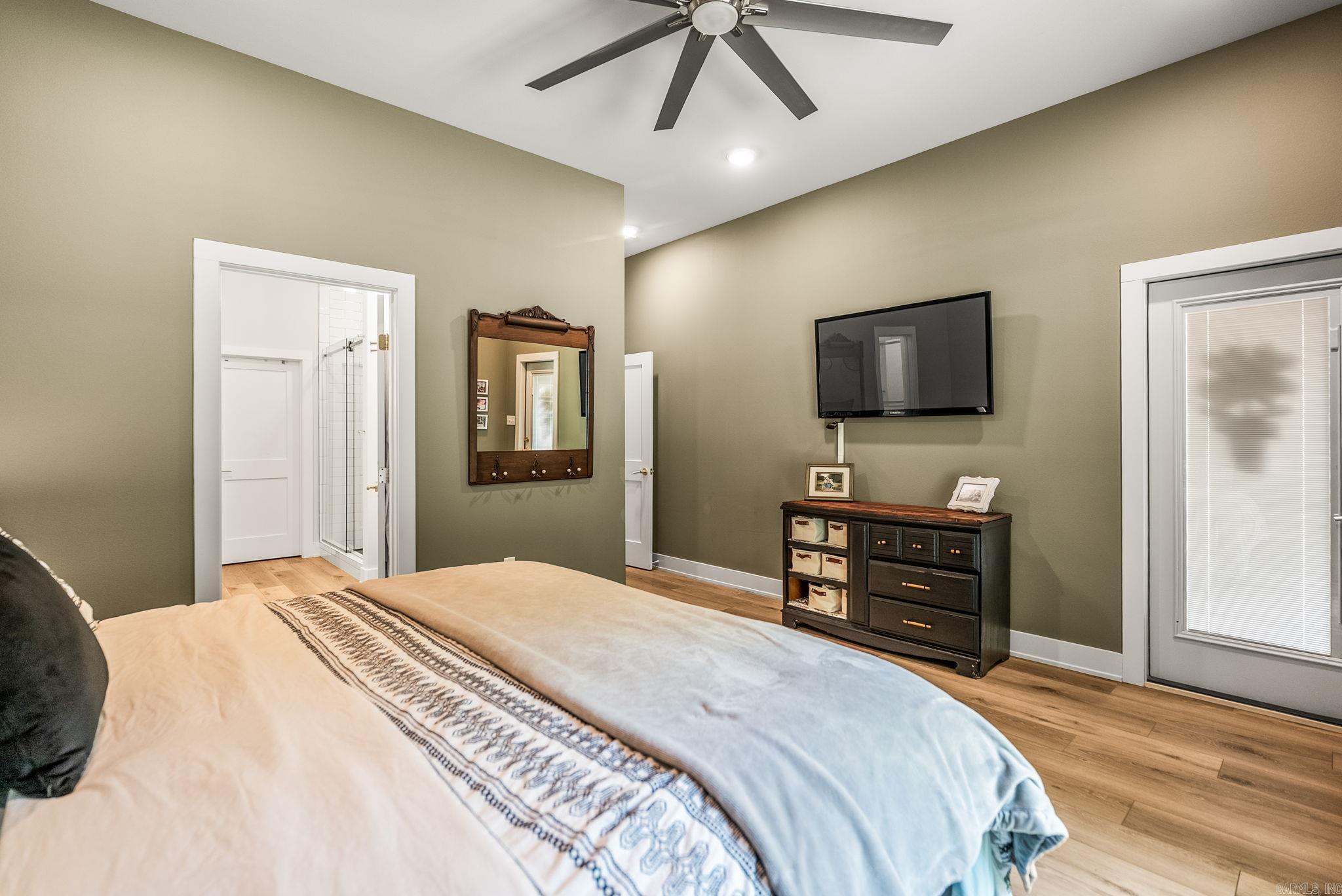 20 W Case Cove Property Photo 18