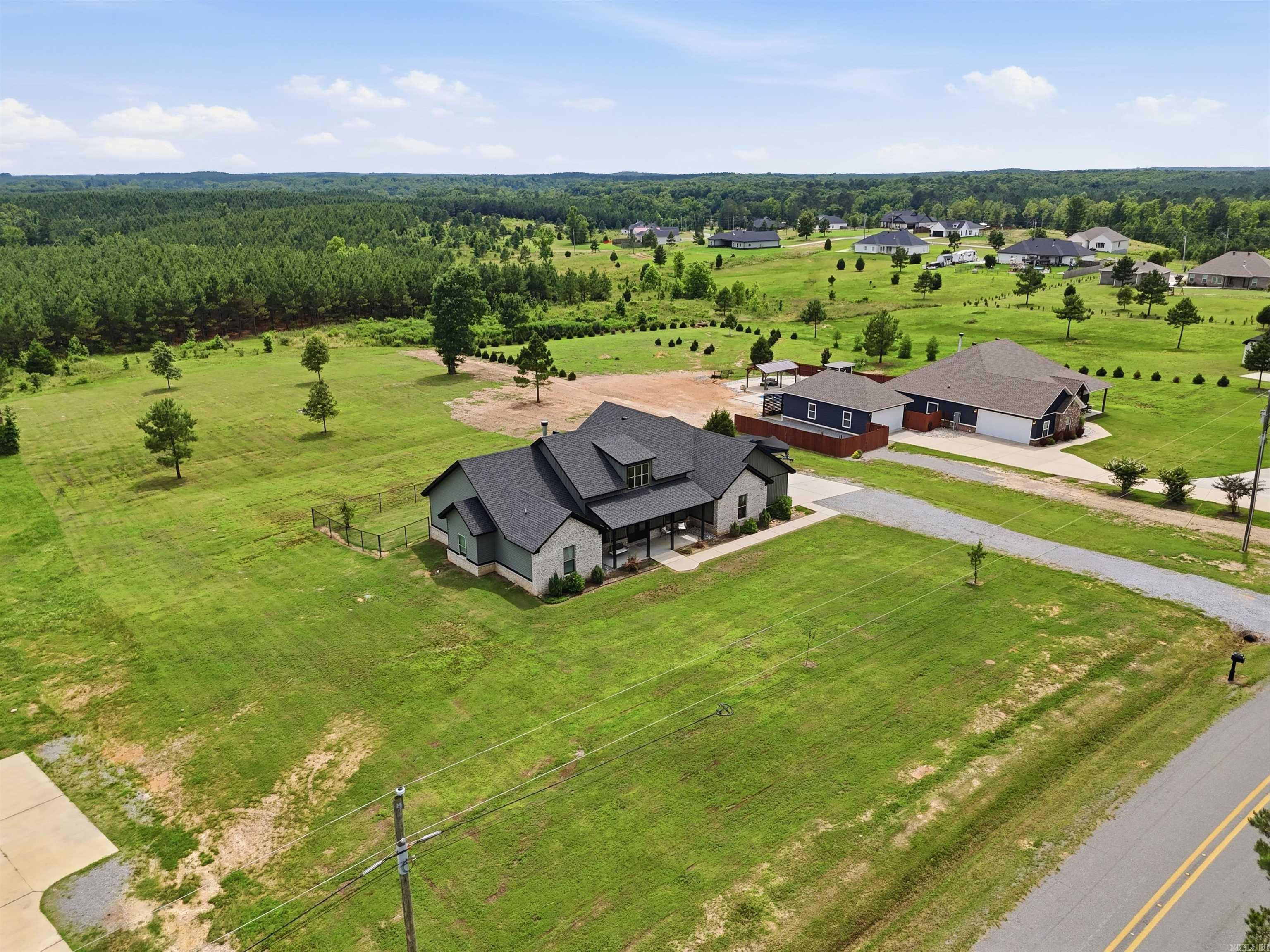 10549 Highway 298 Property Photo 9