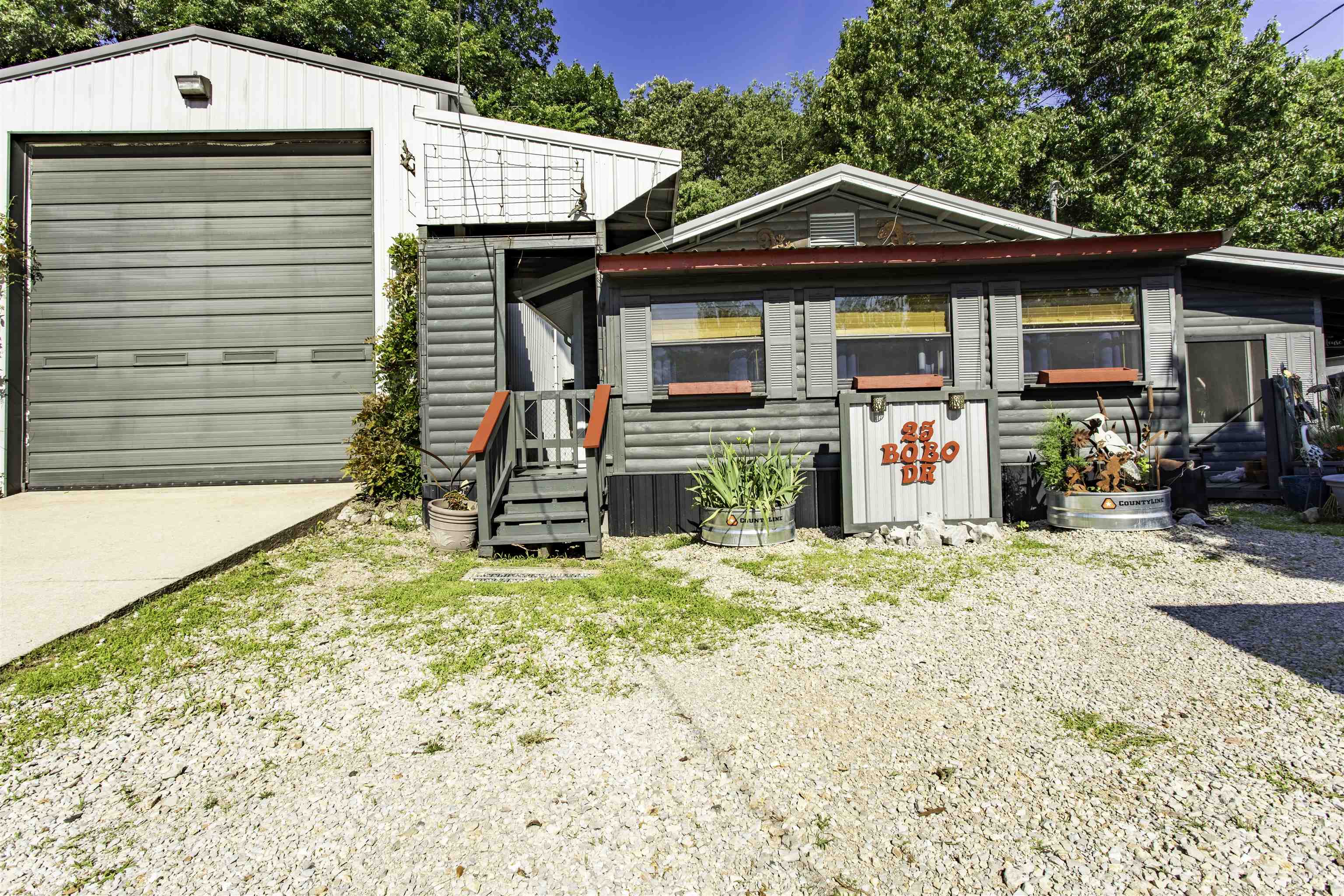 25 Bobo Drive Property Photo 1