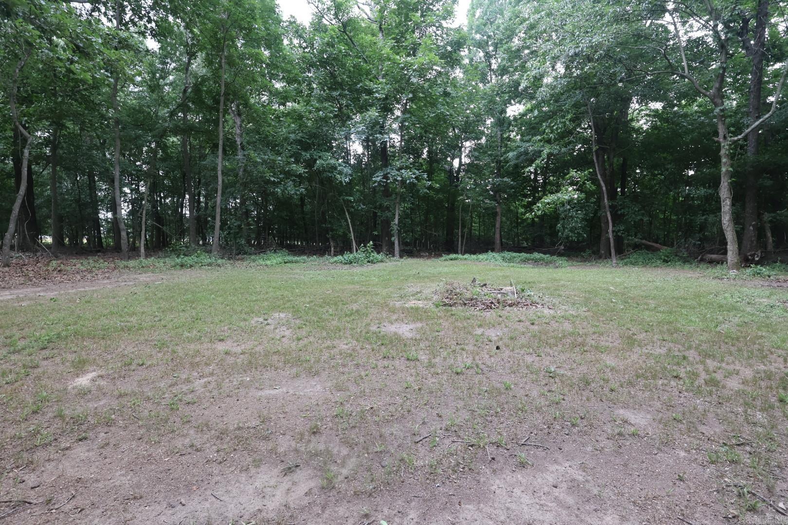 411 Senko Rd Property Photo 7