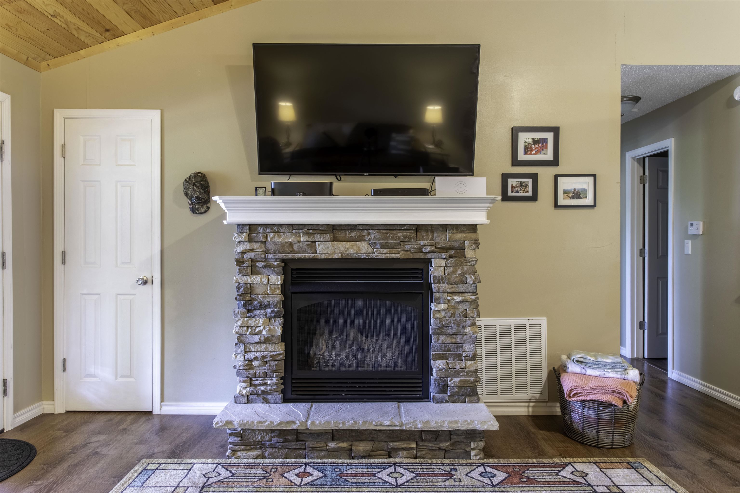 51 Winnebago Drive Property Photo 13