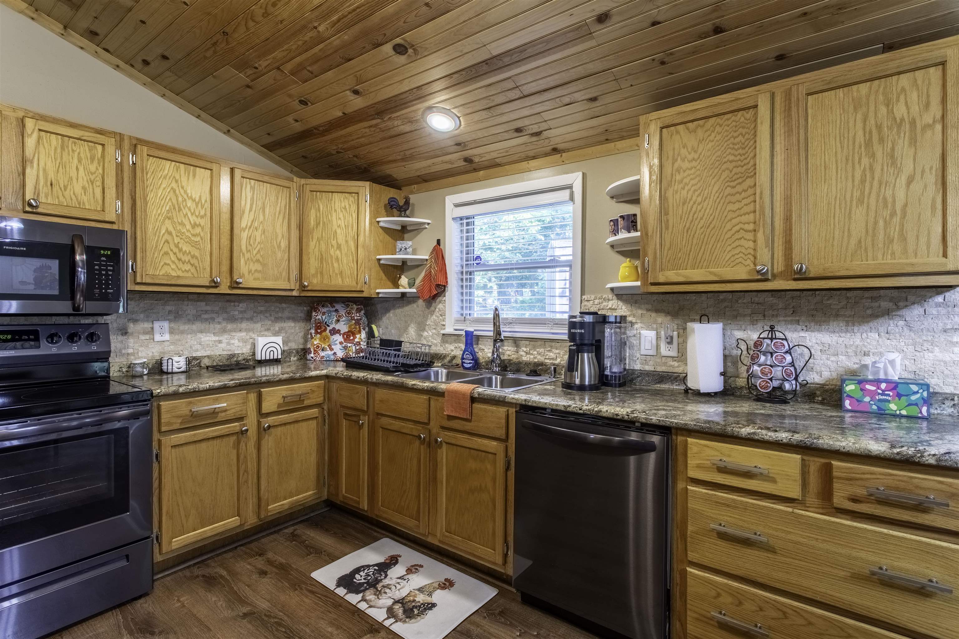 51 Winnebago Drive Property Photo 16