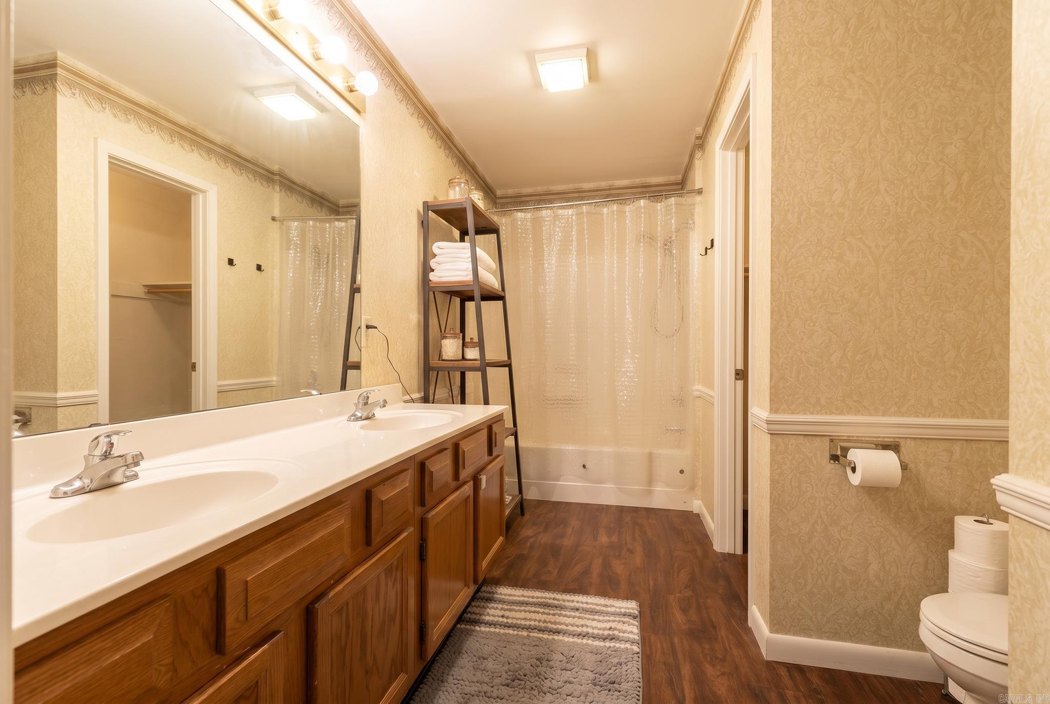 13918 Wimbledon Loop Property Photo 4