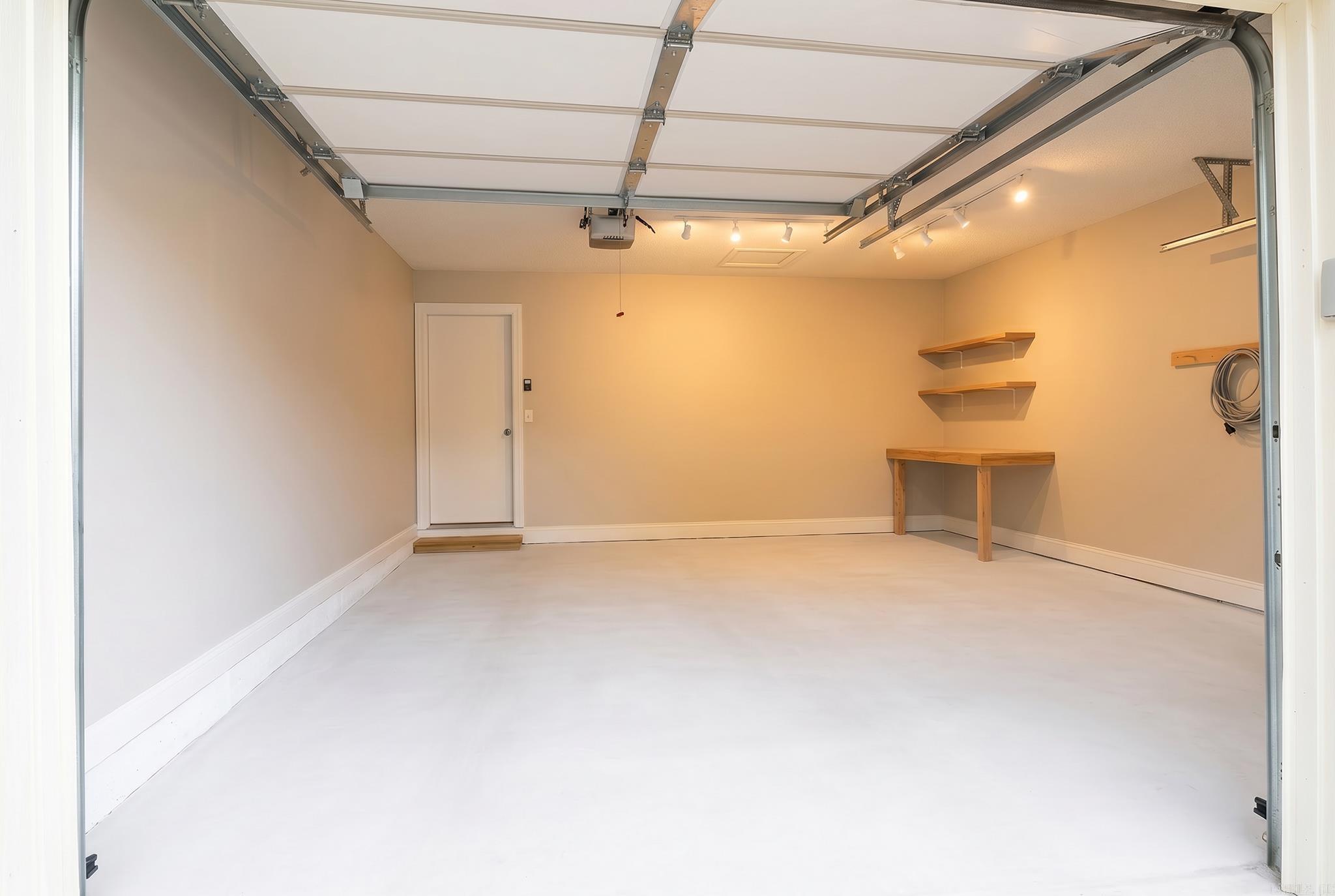 13918 Wimbledon Loop Property Photo 13