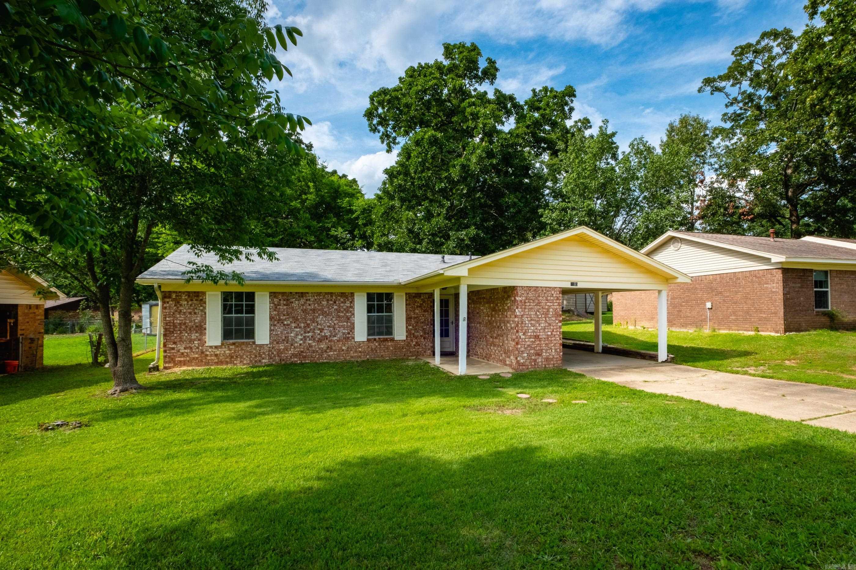 2215 Justus Loop Property Photo 1