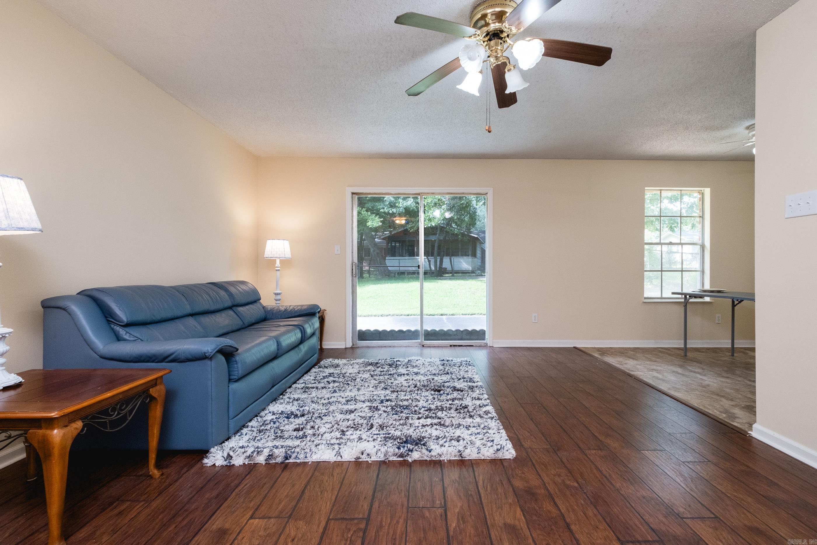 2215 Justus Loop Property Photo 5