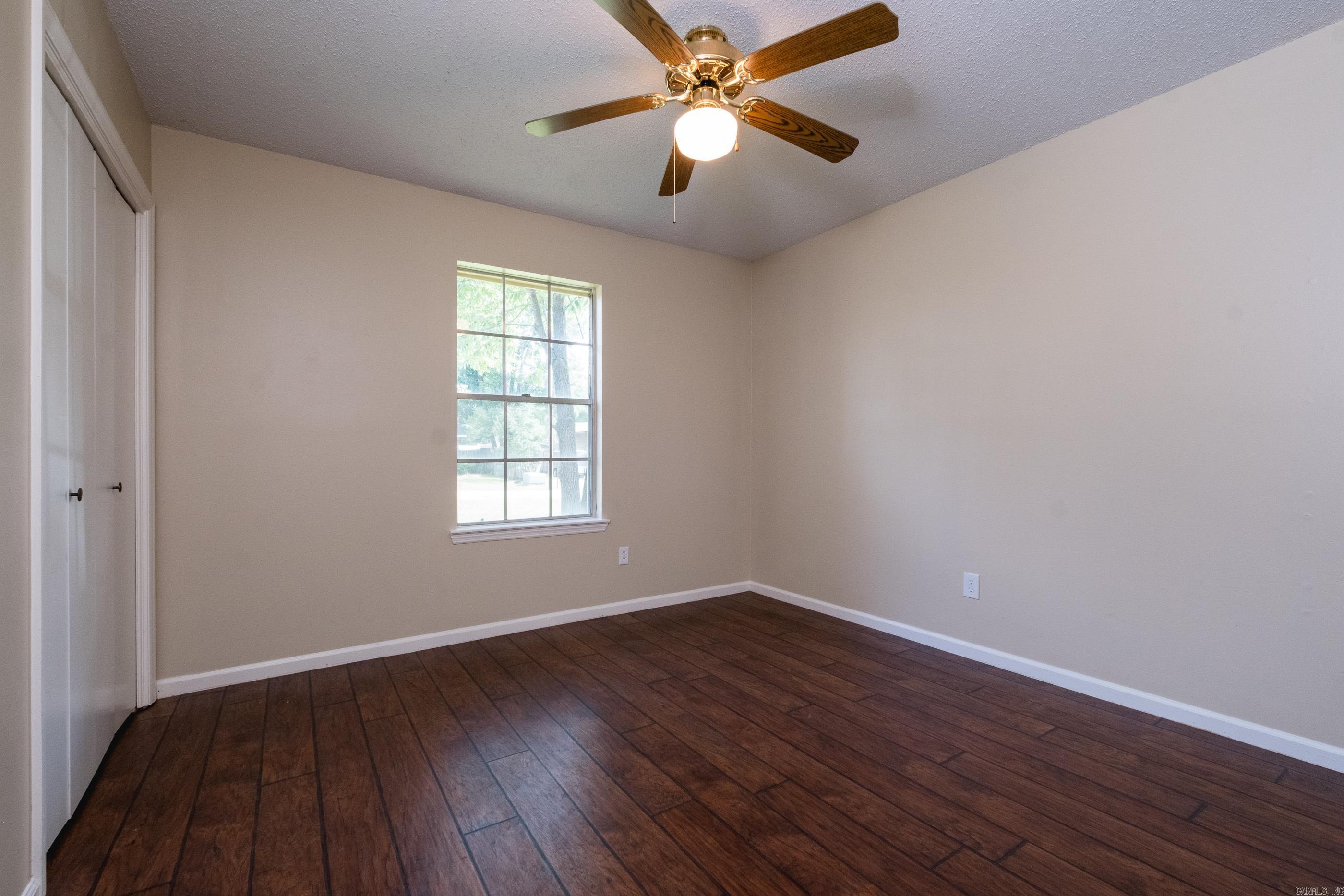 2215 Justus Loop Property Photo 24