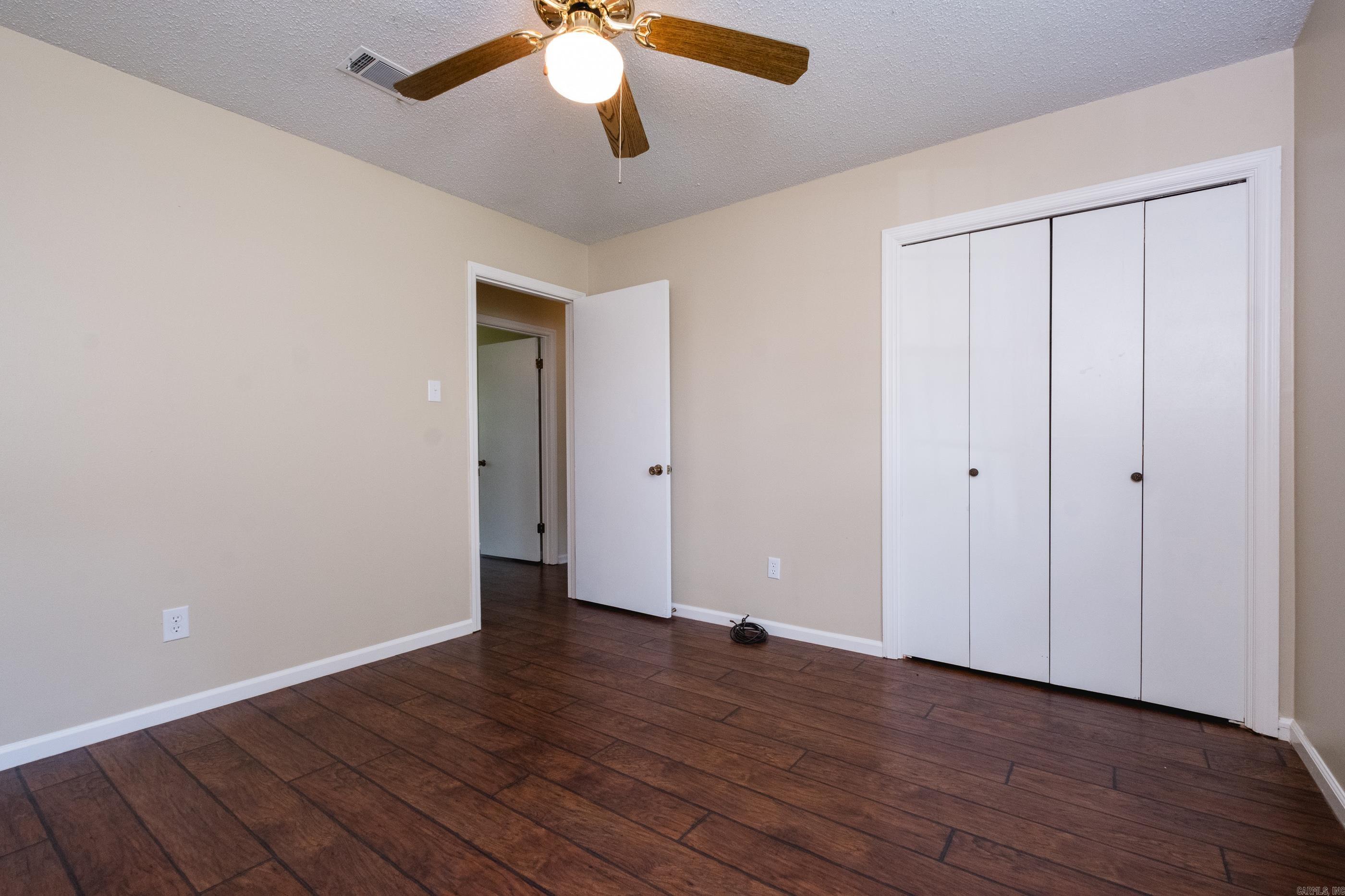 2215 Justus Loop Property Photo 25