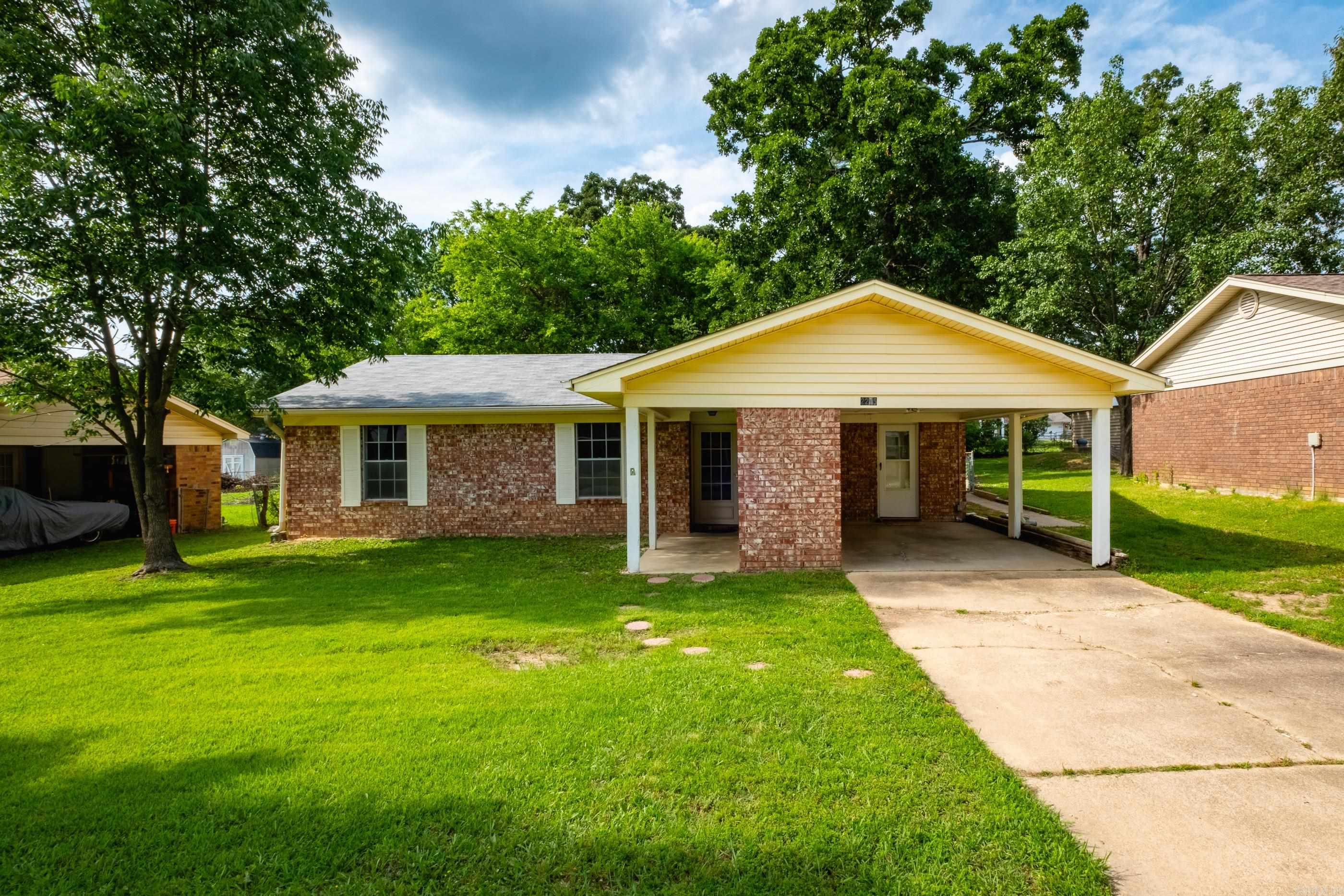 2215 Justus Loop Property Photo 32