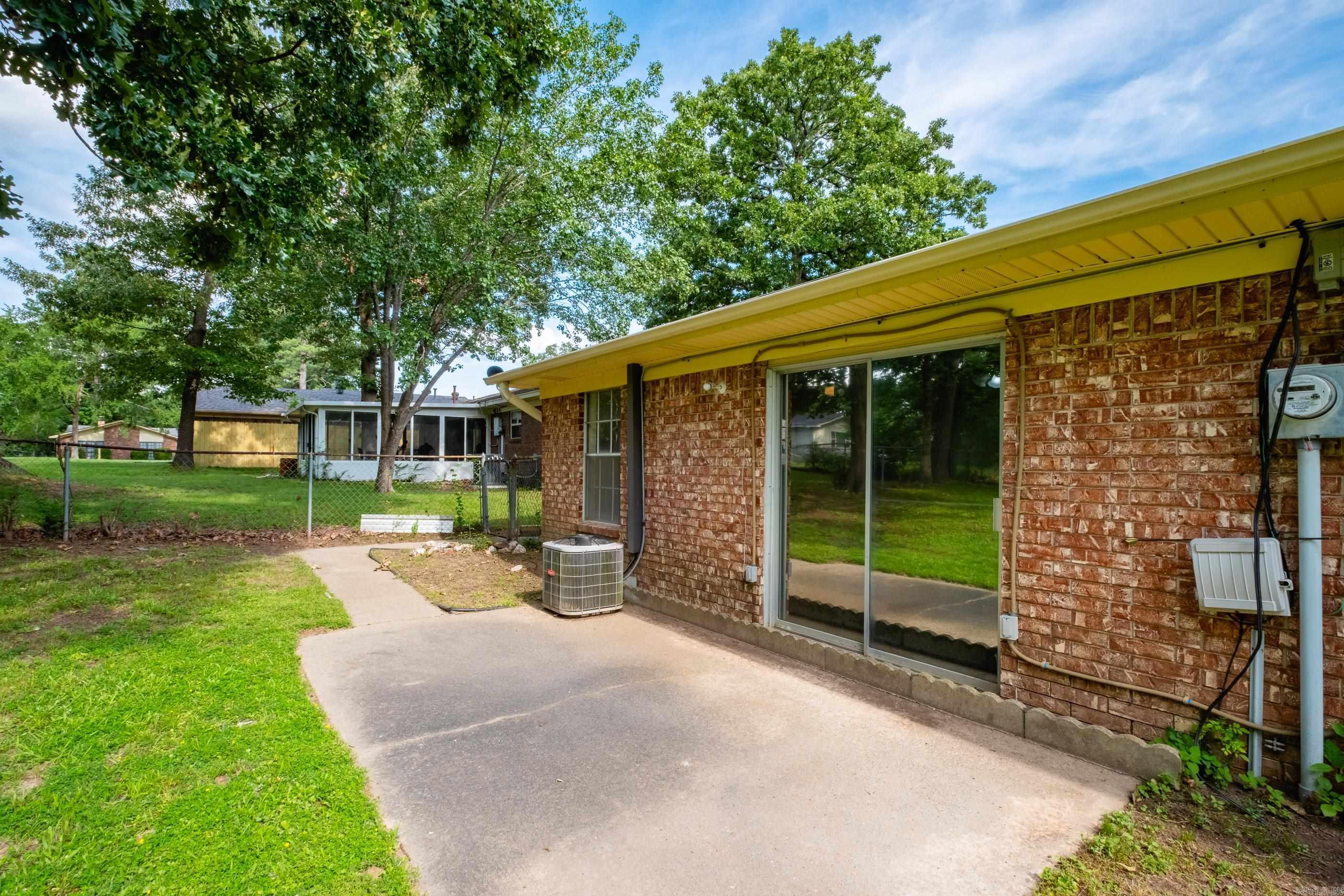 2215 Justus Loop Property Photo 44