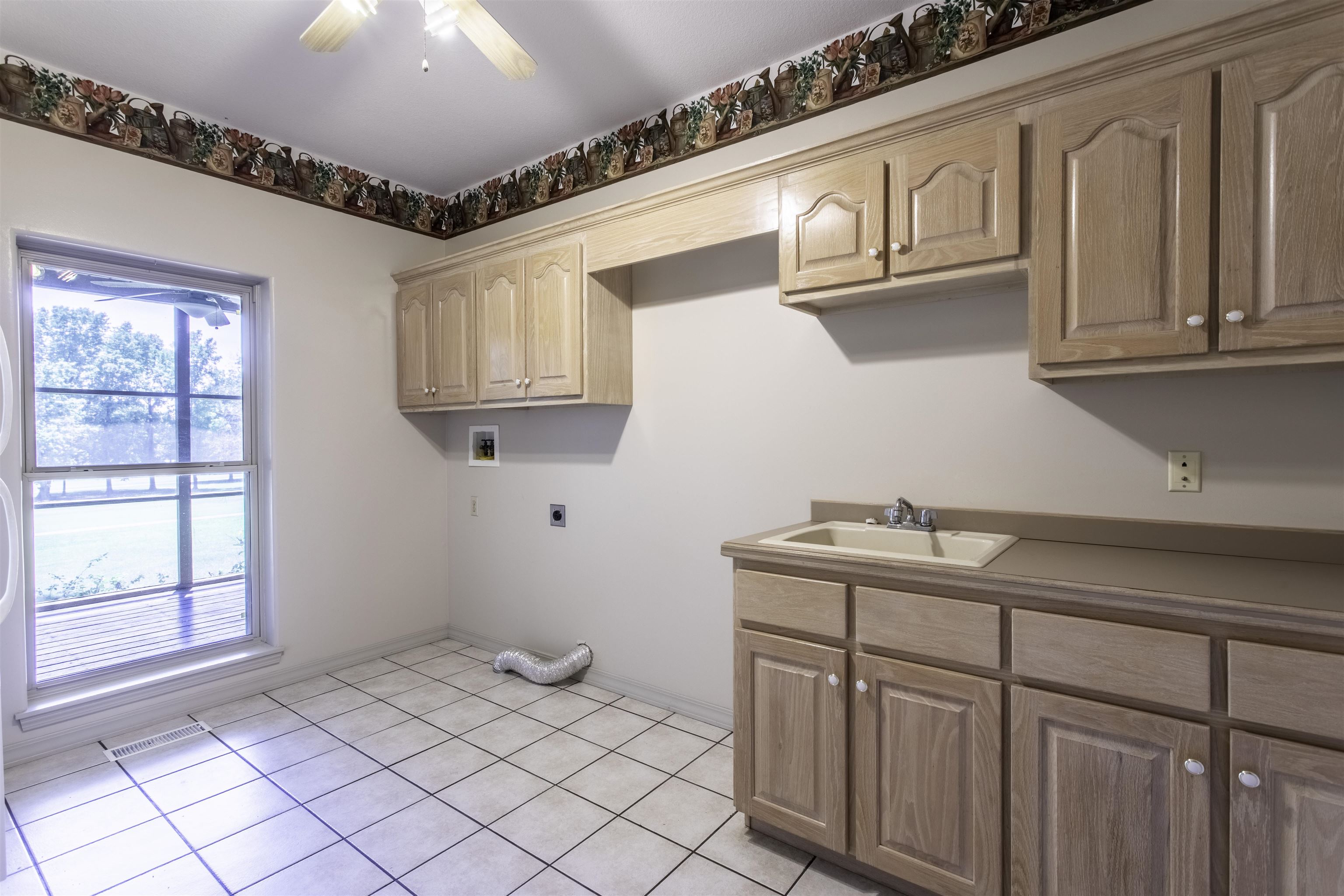 16 Katsina Circle Property Photo 13