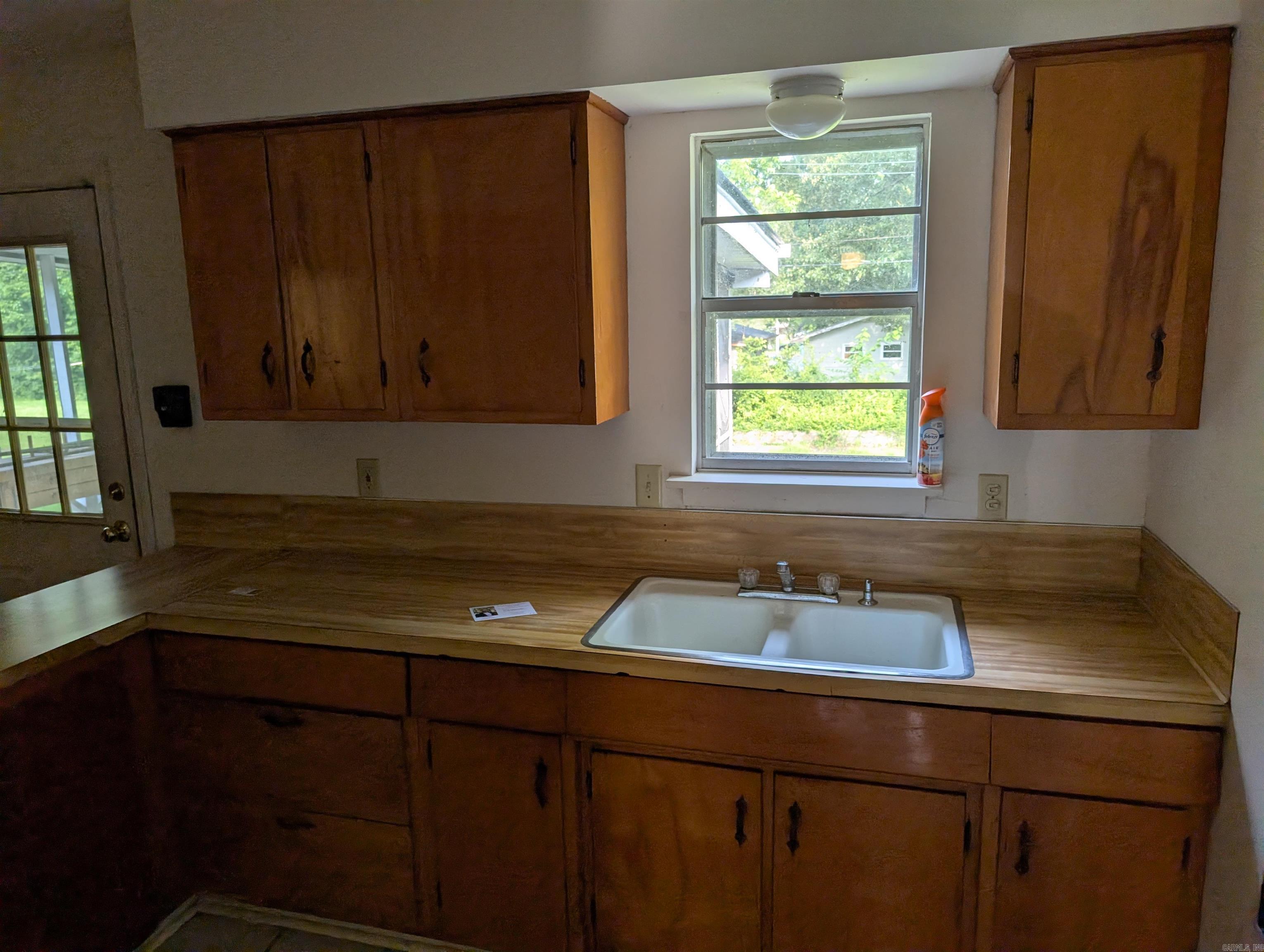 3002 Ware Street Property Photo 8