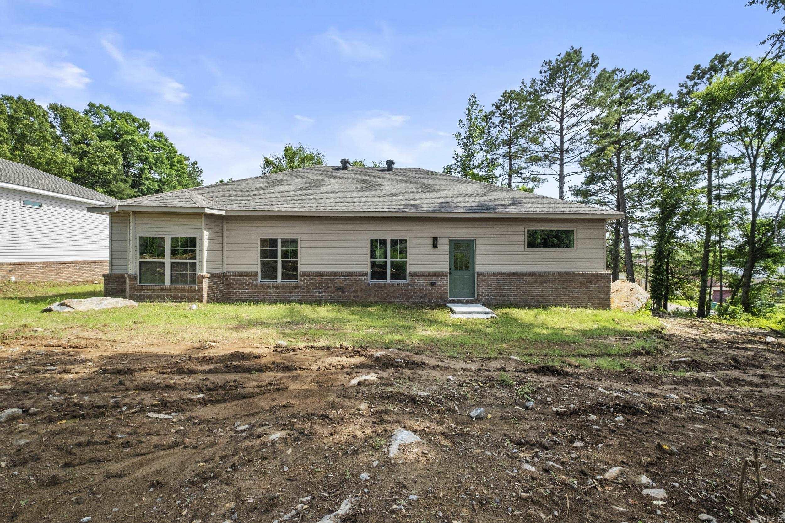 8 Lita Lane Property Photo 23