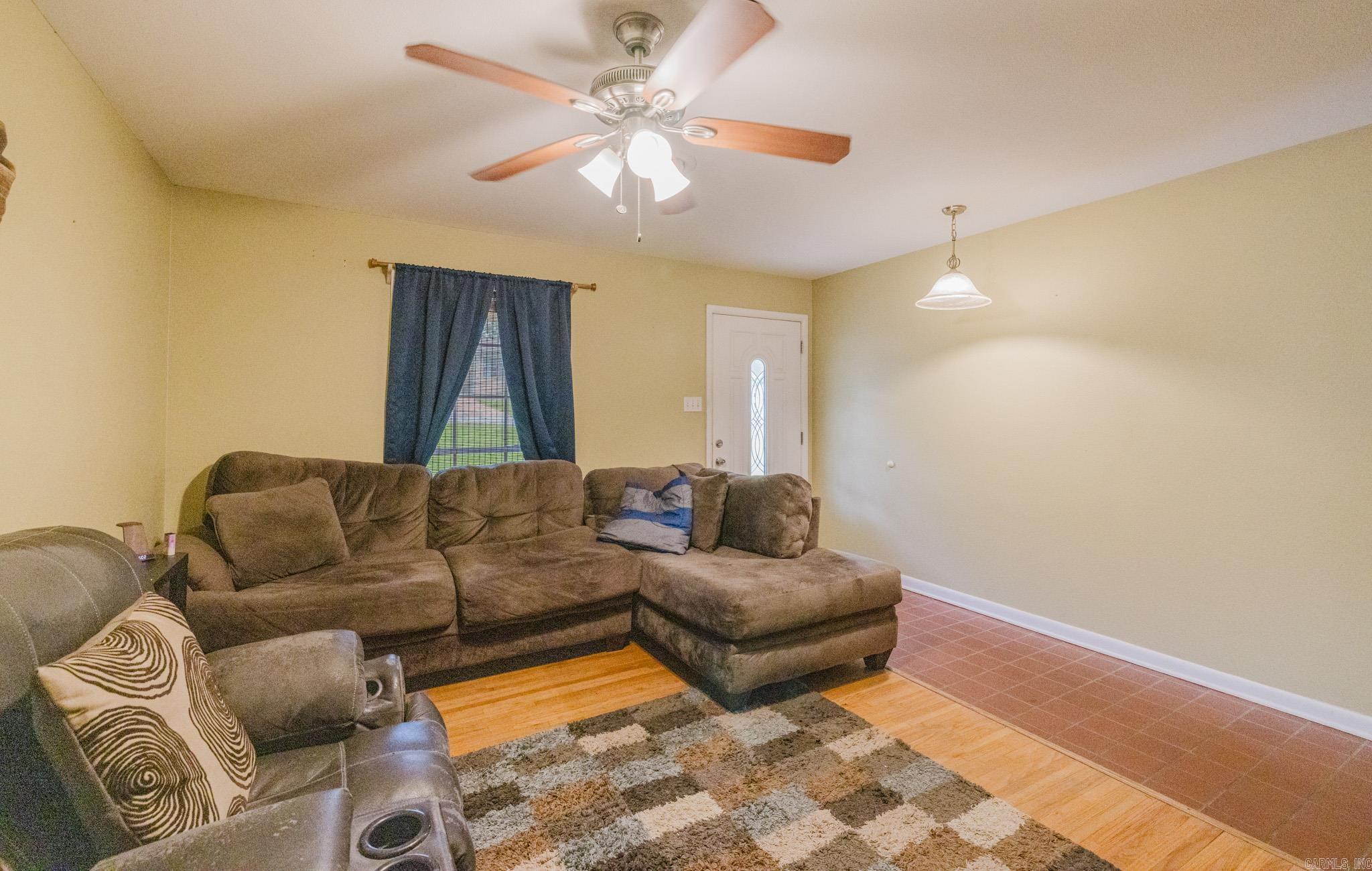 614 Houston Property Photo 7