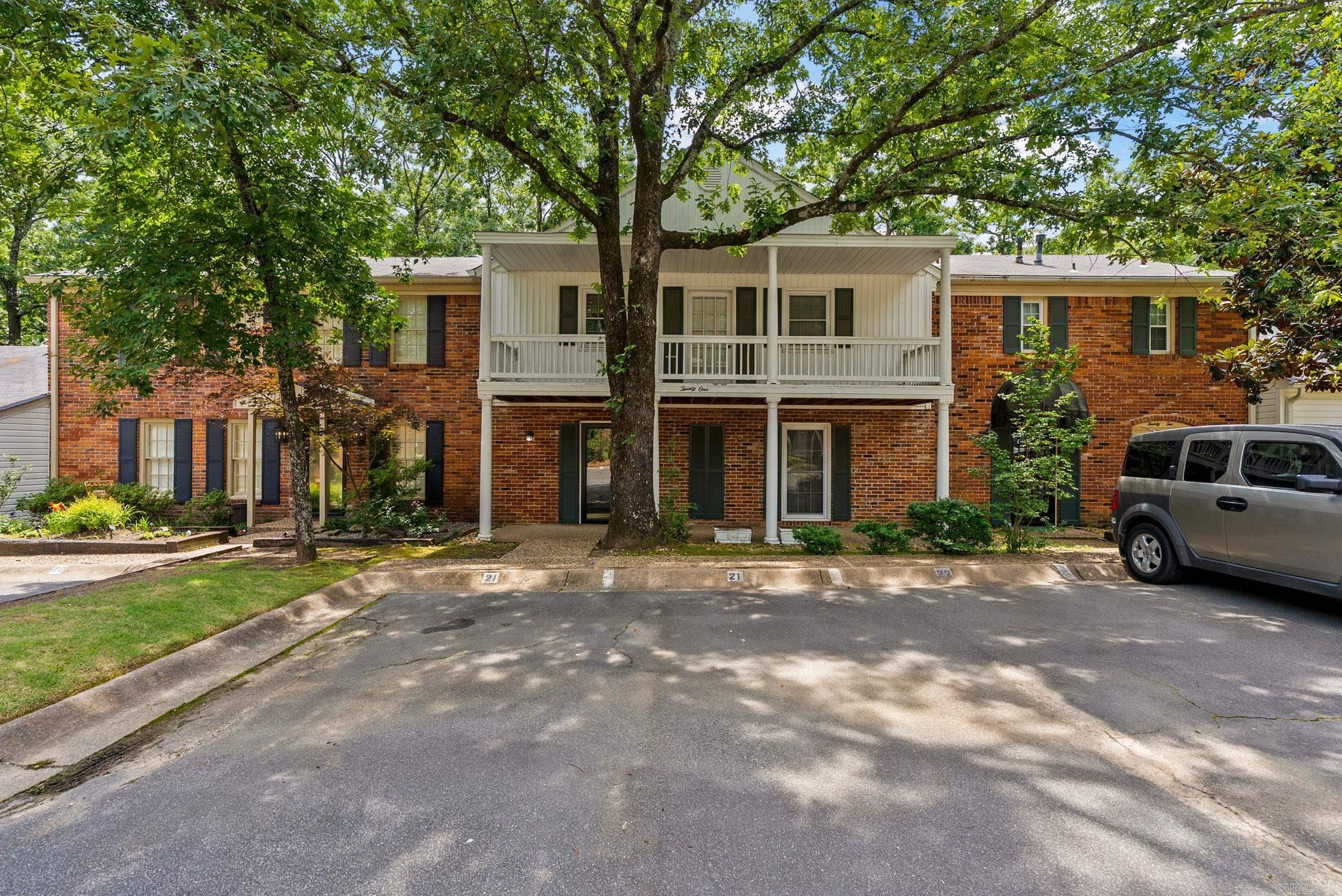 21 Kingsbridge Way Property Photo 1