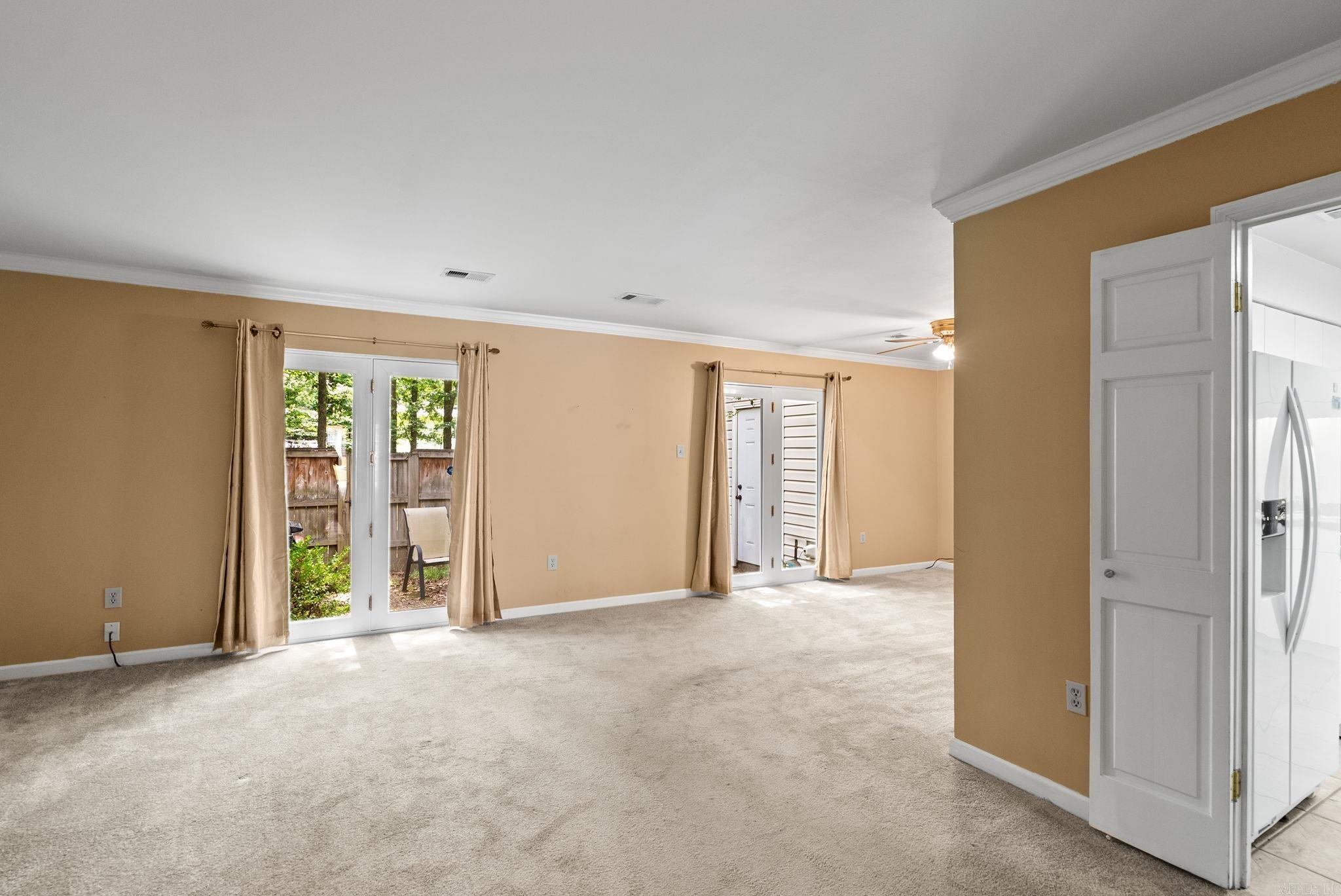 21 Kingsbridge Way Property Photo 3