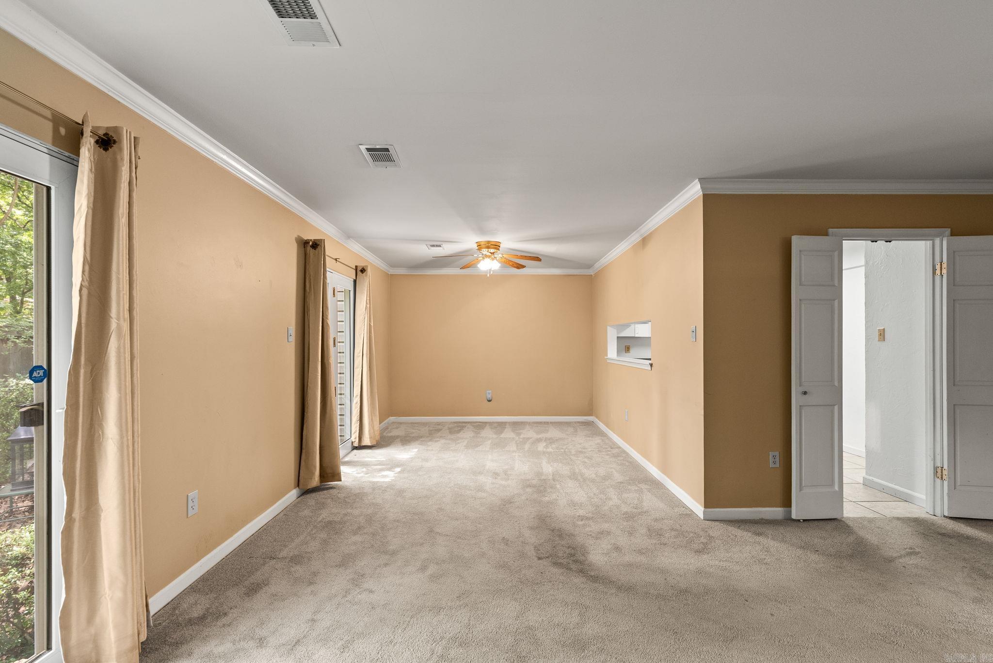 21 Kingsbridge Way Property Photo 4
