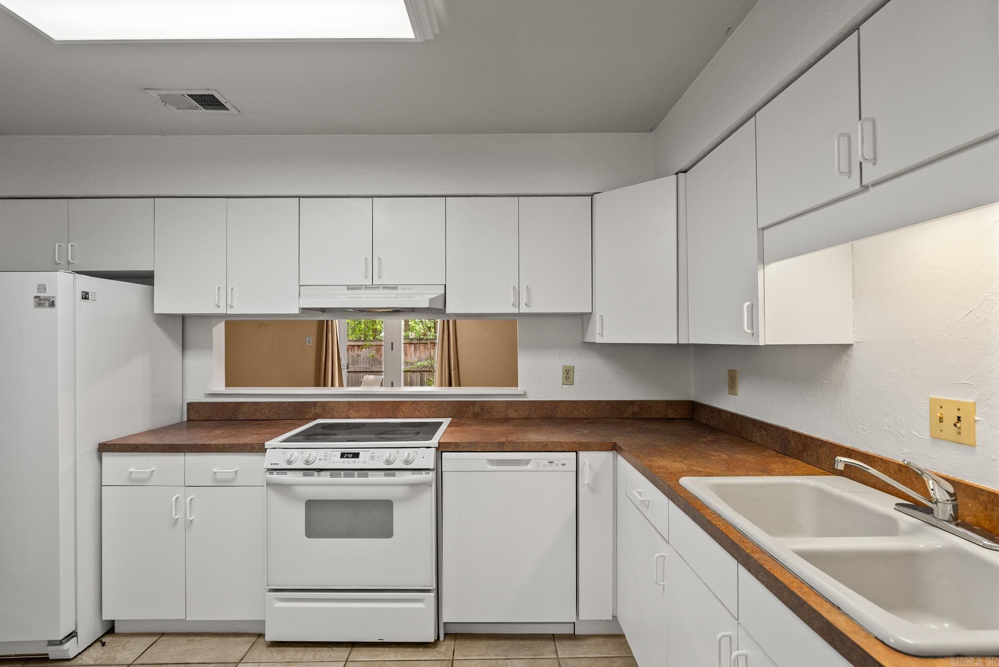 21 Kingsbridge Way Property Photo 11