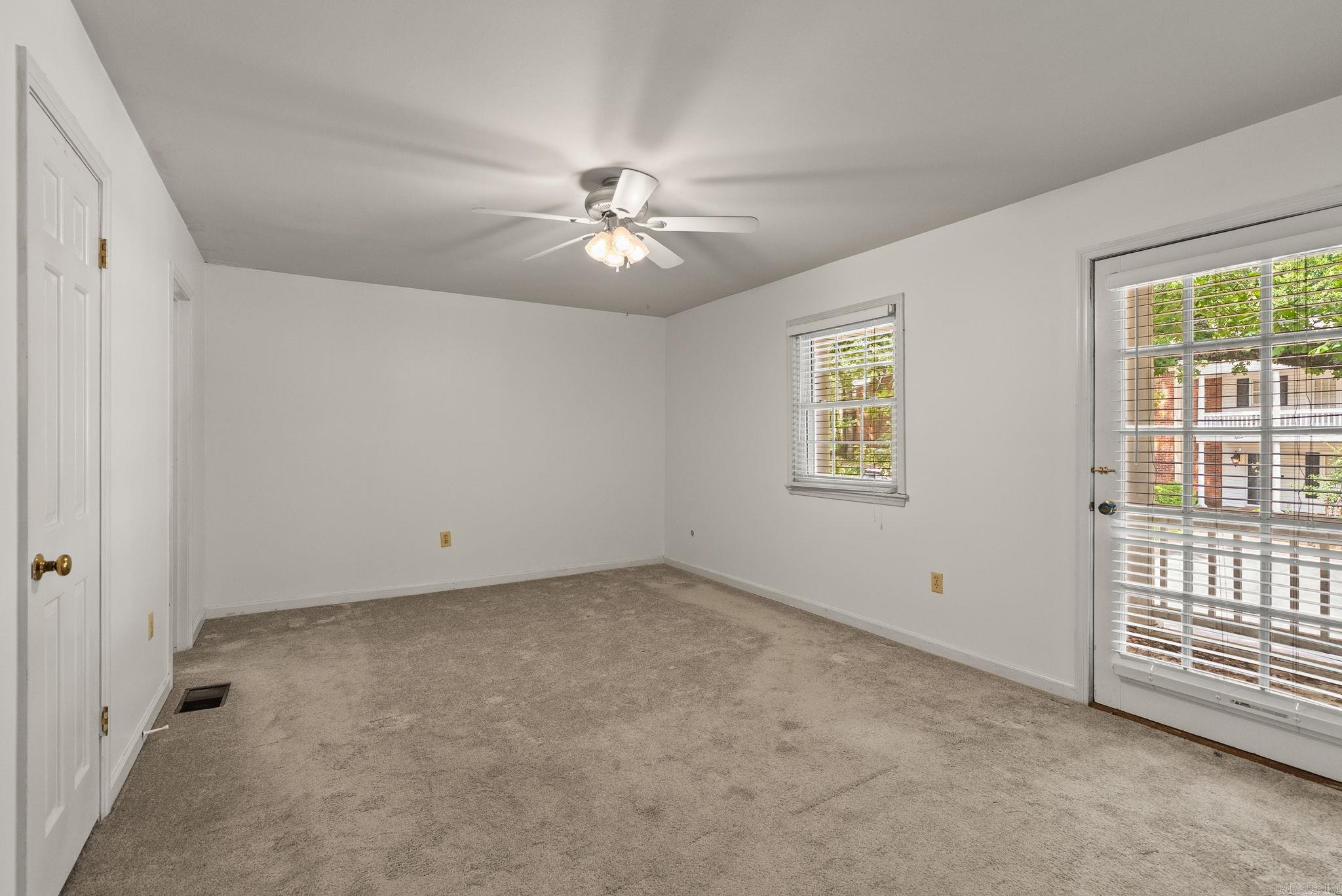 21 Kingsbridge Way Property Photo 16