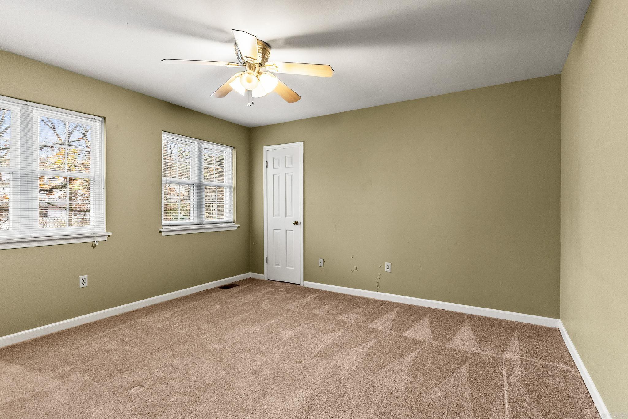 21 Kingsbridge Way Property Photo 18