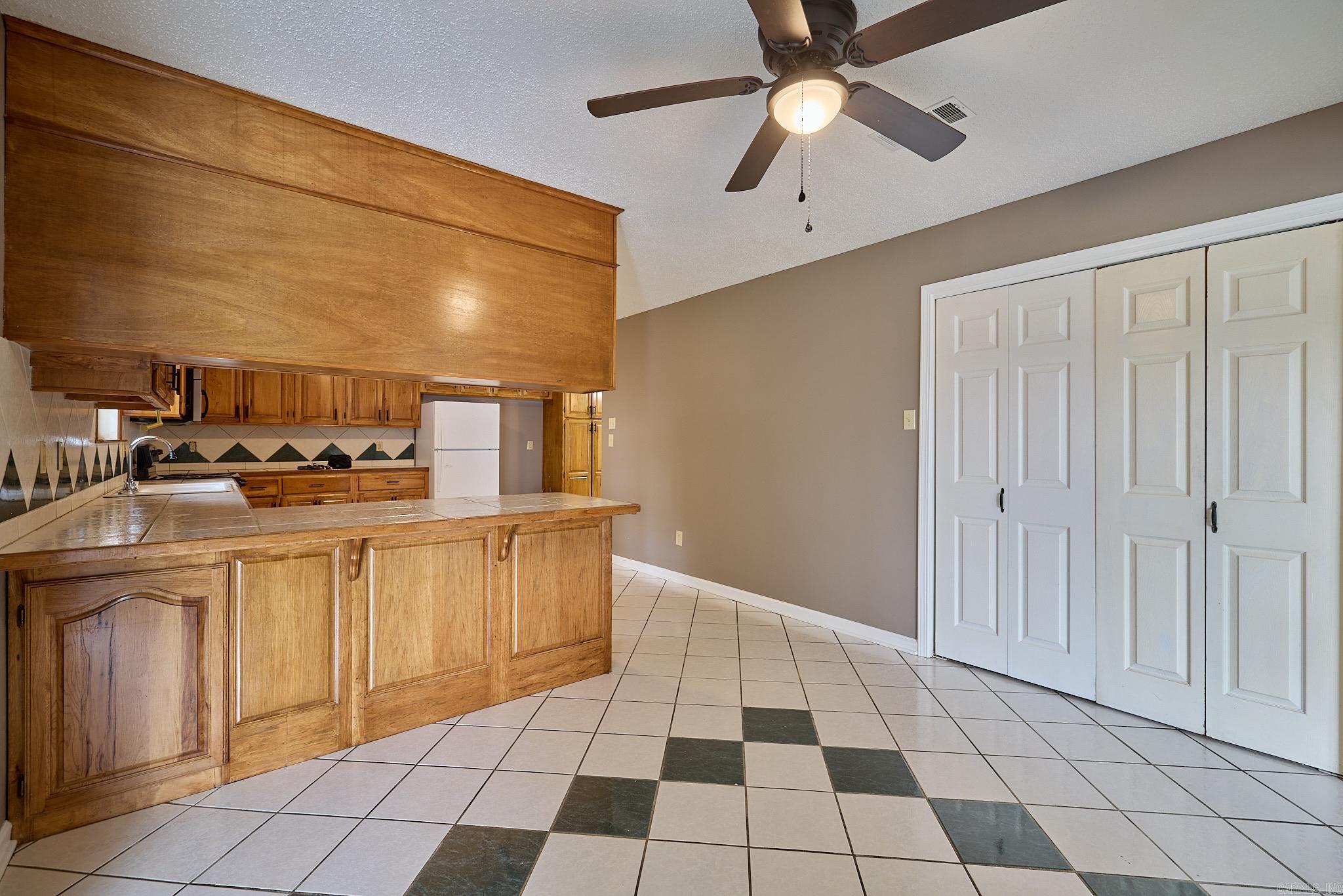 505 Parrish Street Property Photo 10