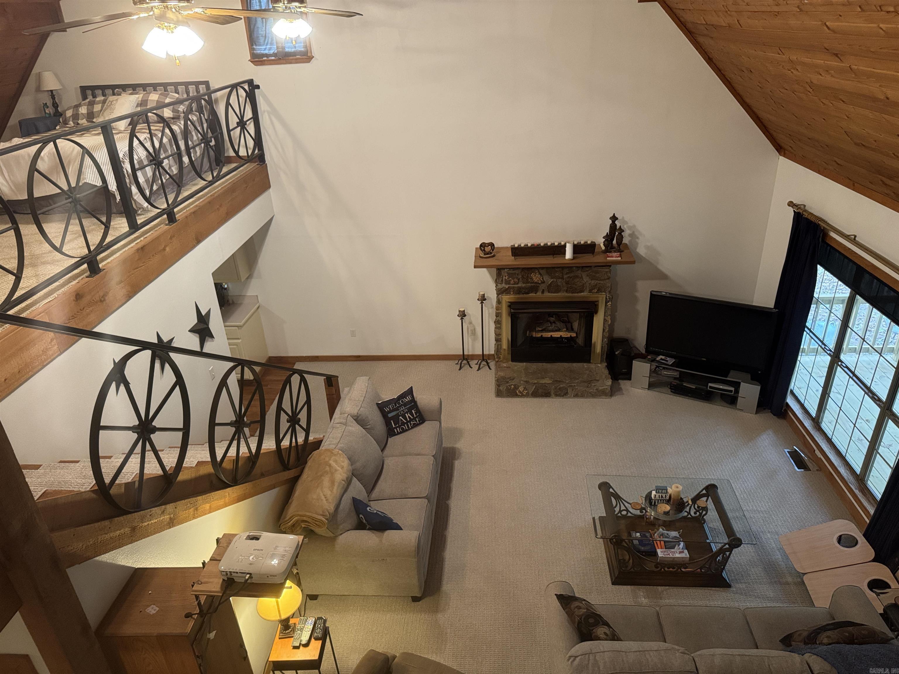 98 Lakeside Drive Property Photo 13