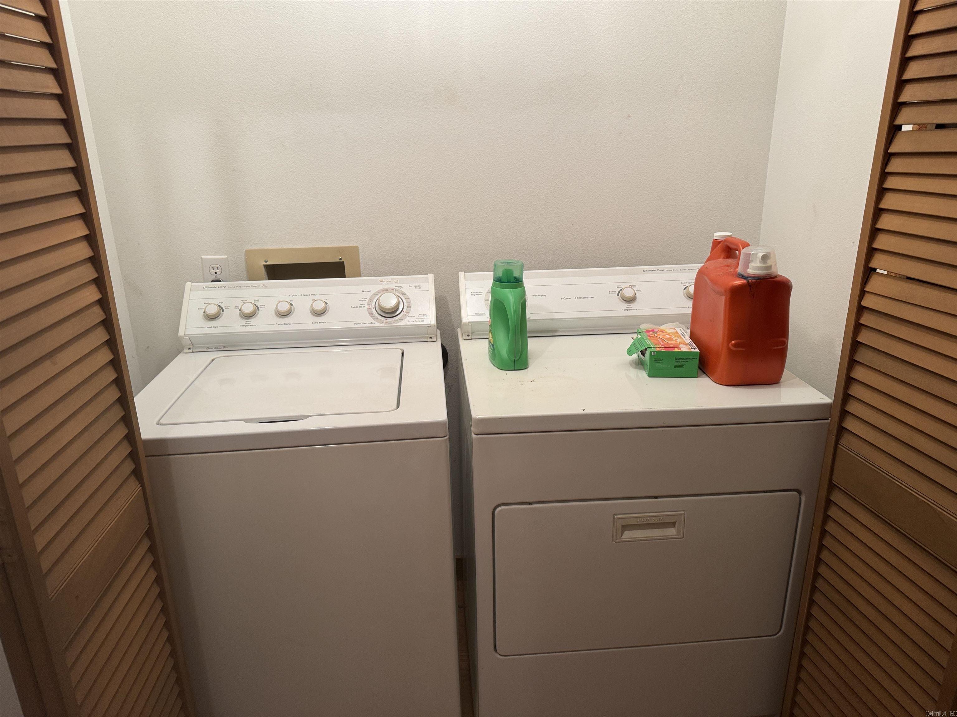 98 Lakeside Drive Property Photo 32