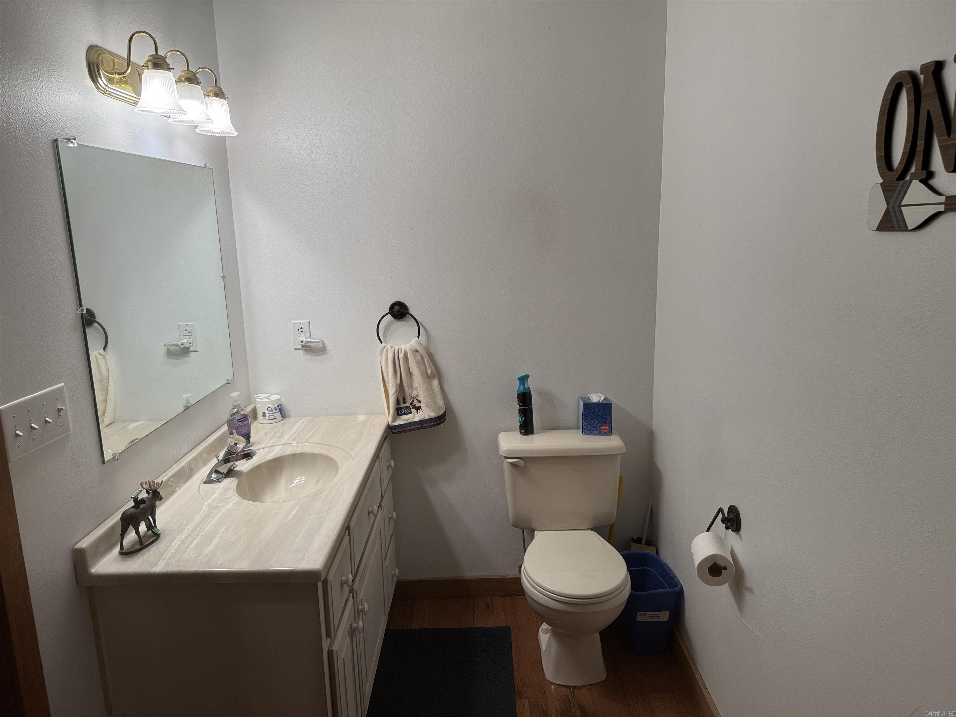 98 Lakeside Drive Property Photo 33