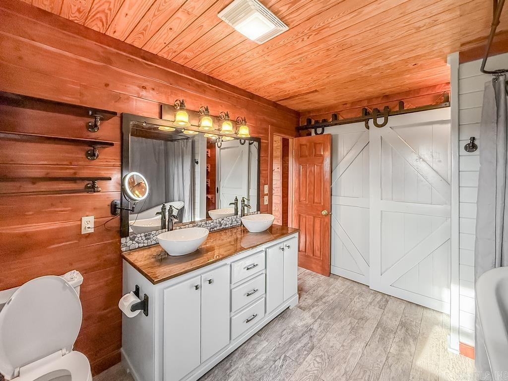 26 Muddy Bayou Property Photo 22