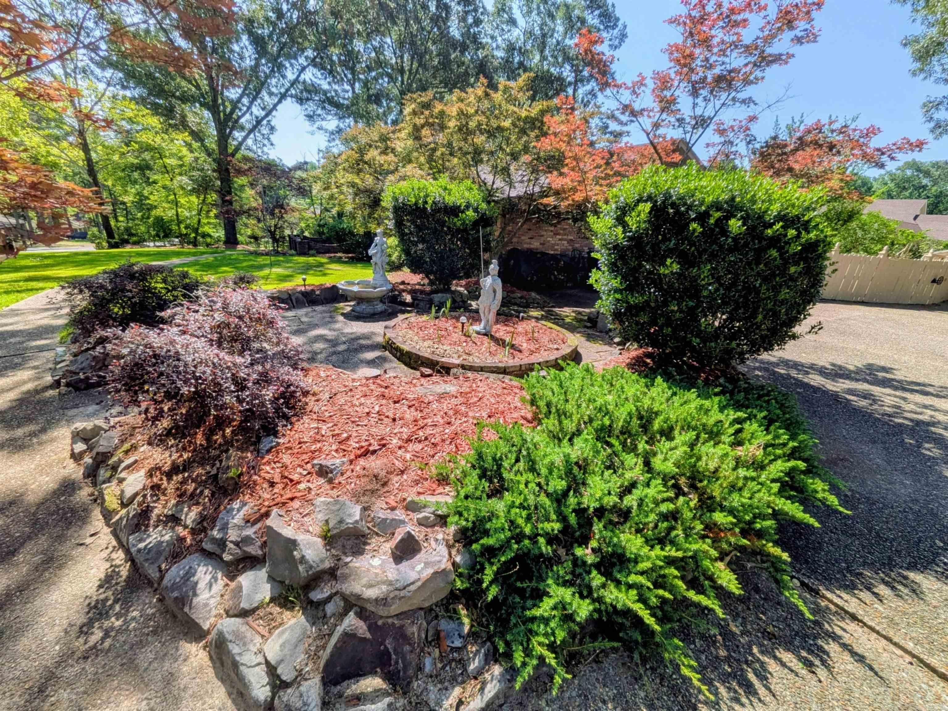 1071 Quapaw Property Photo 4