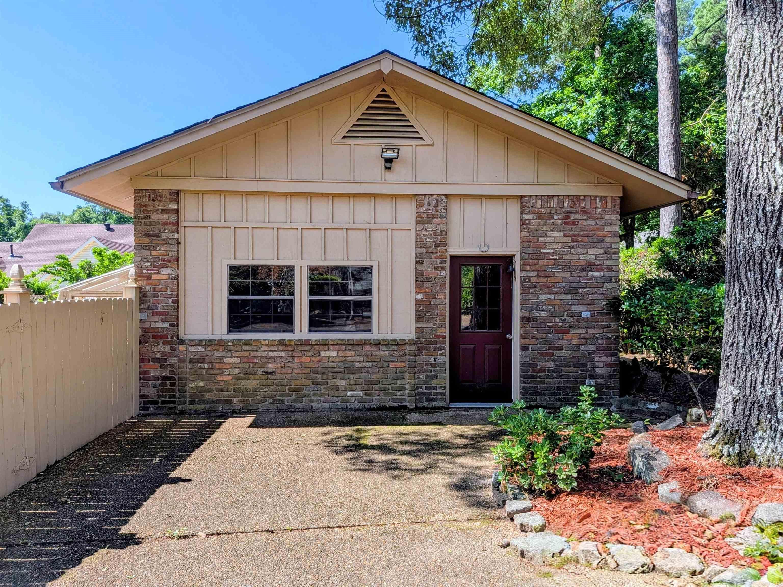 1071 Quapaw Property Photo 9